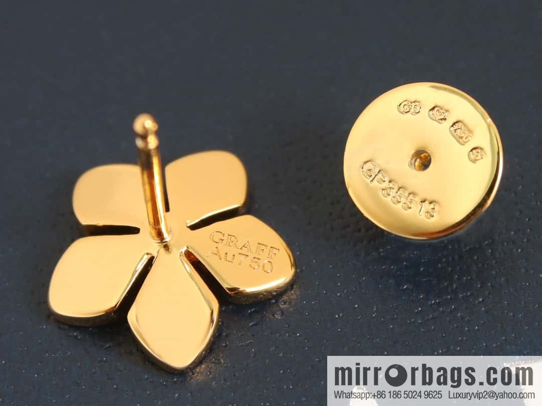 GRAFF Flower 🌺 stud earrings