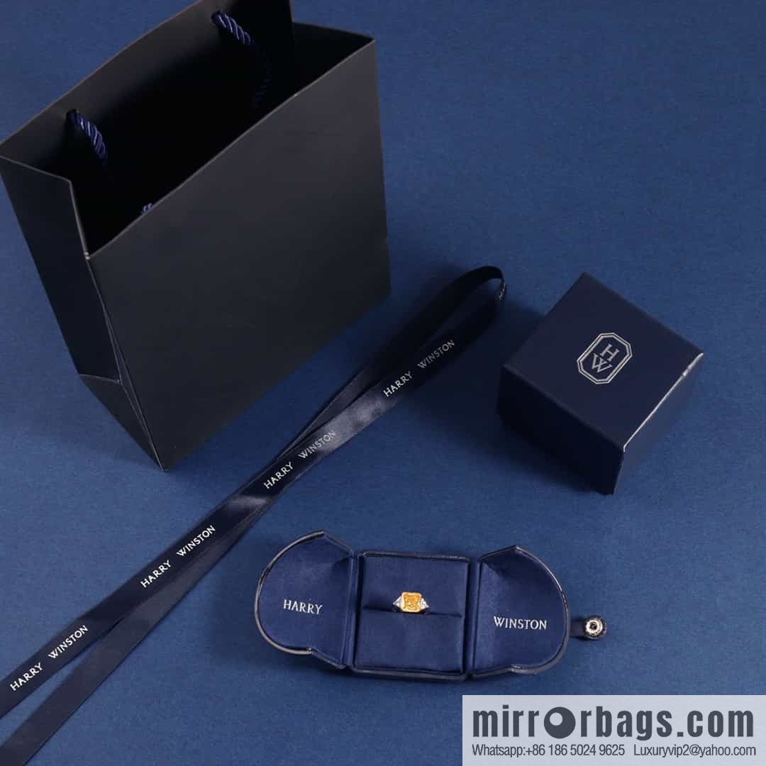 HARRY WINSTON HW, square yellow diamond ring, diamond ring