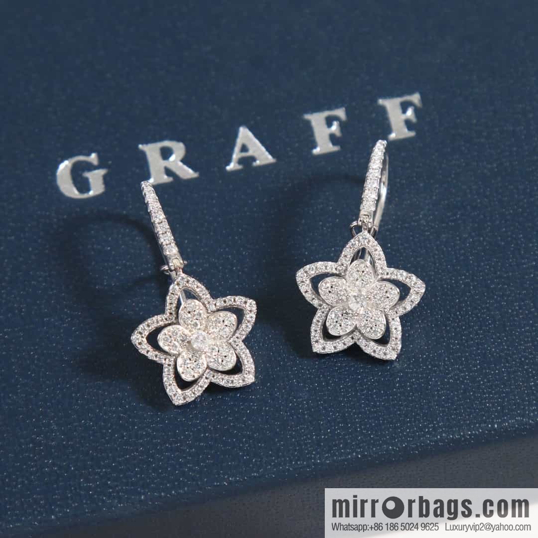 GRAFF Wild Flover Flower Diamond Earrings