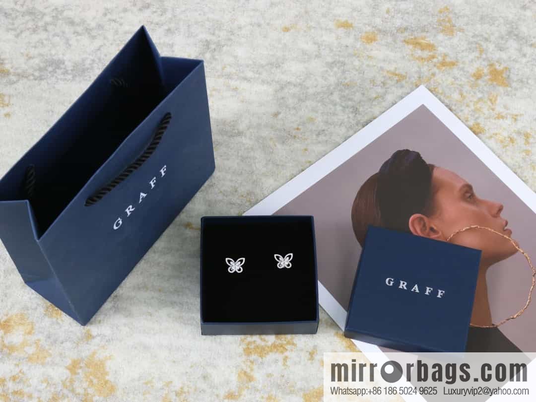 GRAFF Butterfly Phantom Diamond Stud Earrings