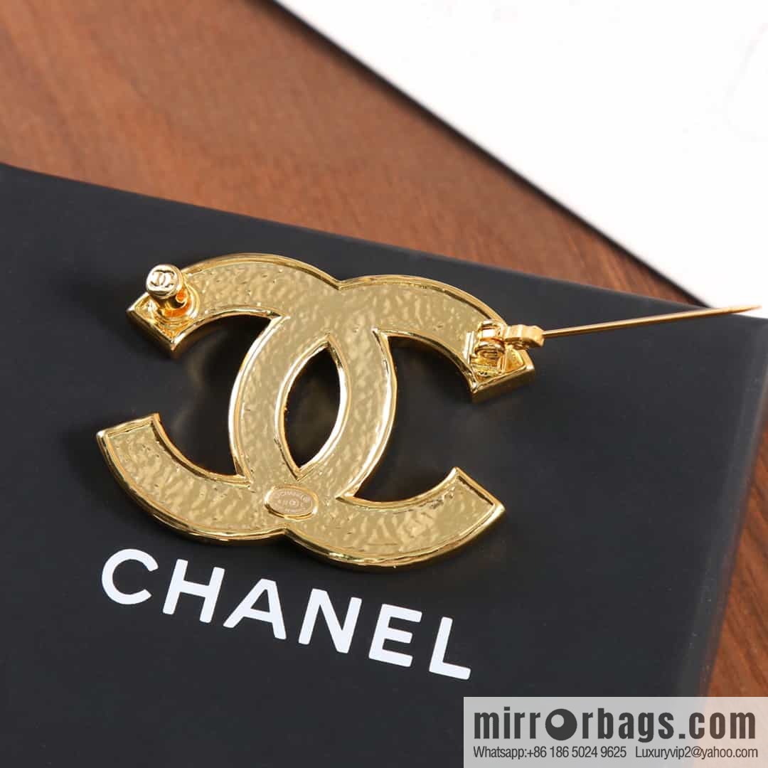 New ☑️ Chanel Double C Black Leather Brooch