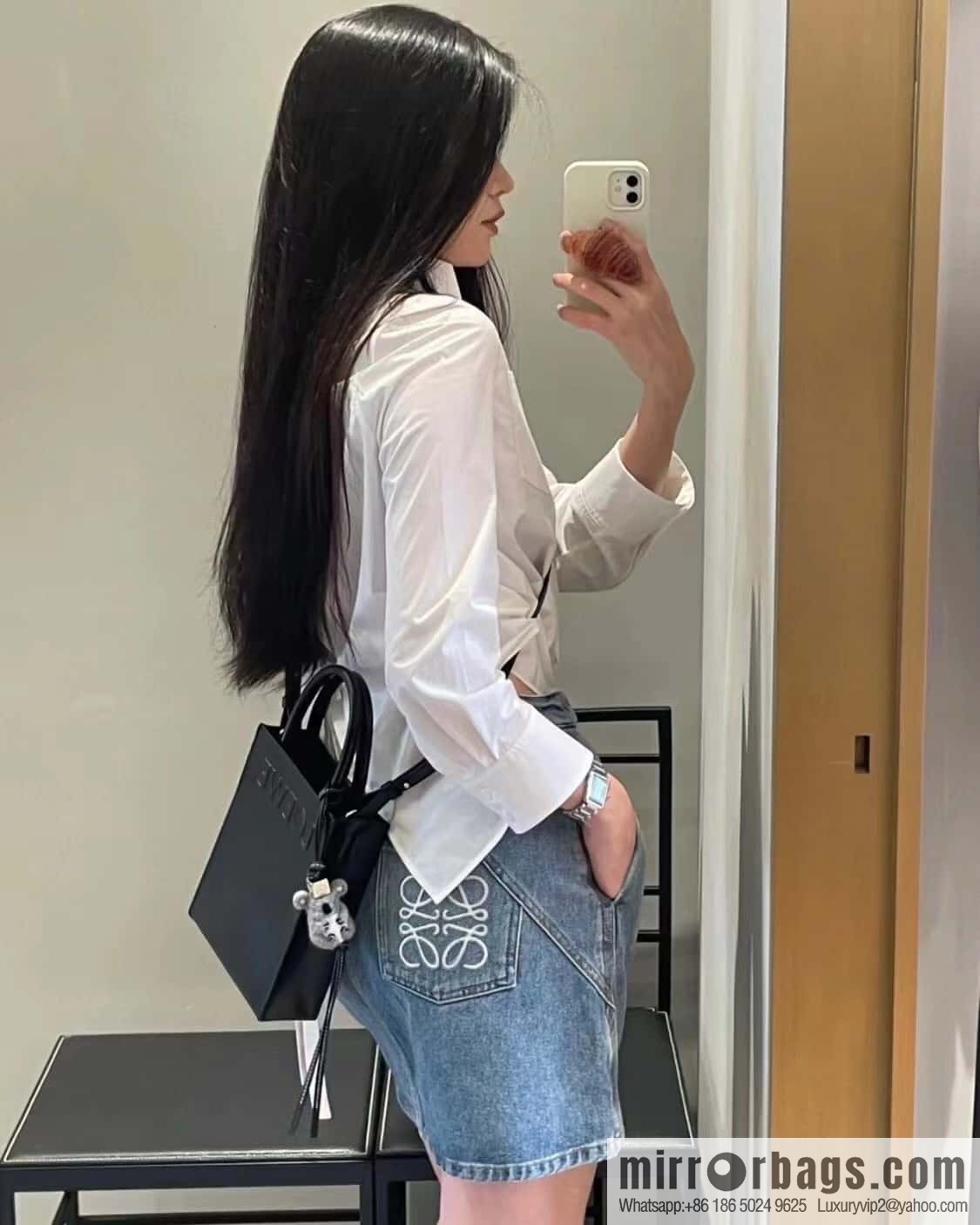 LOEWE latest show A5 tote bag 0691 black