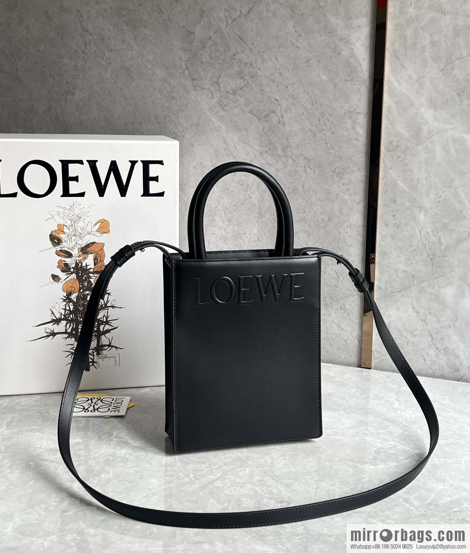 LOEWE latest show A5 tote bag 0691 black