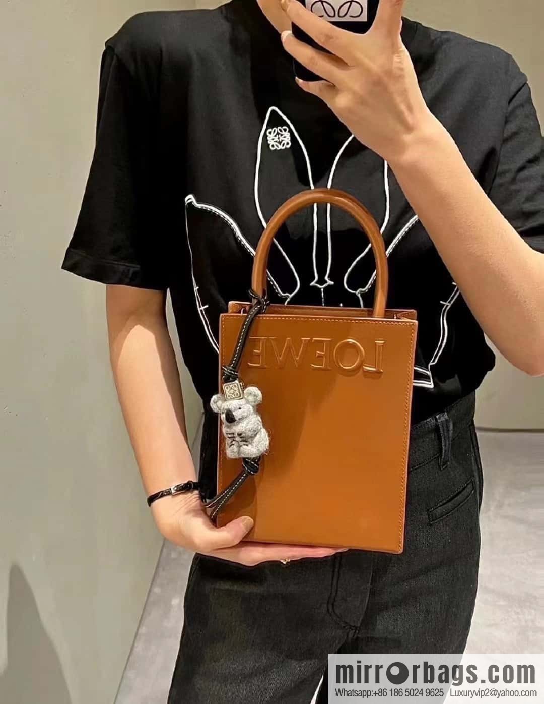 LOEWE latest show A5 tote music small tote bag 0691 brown