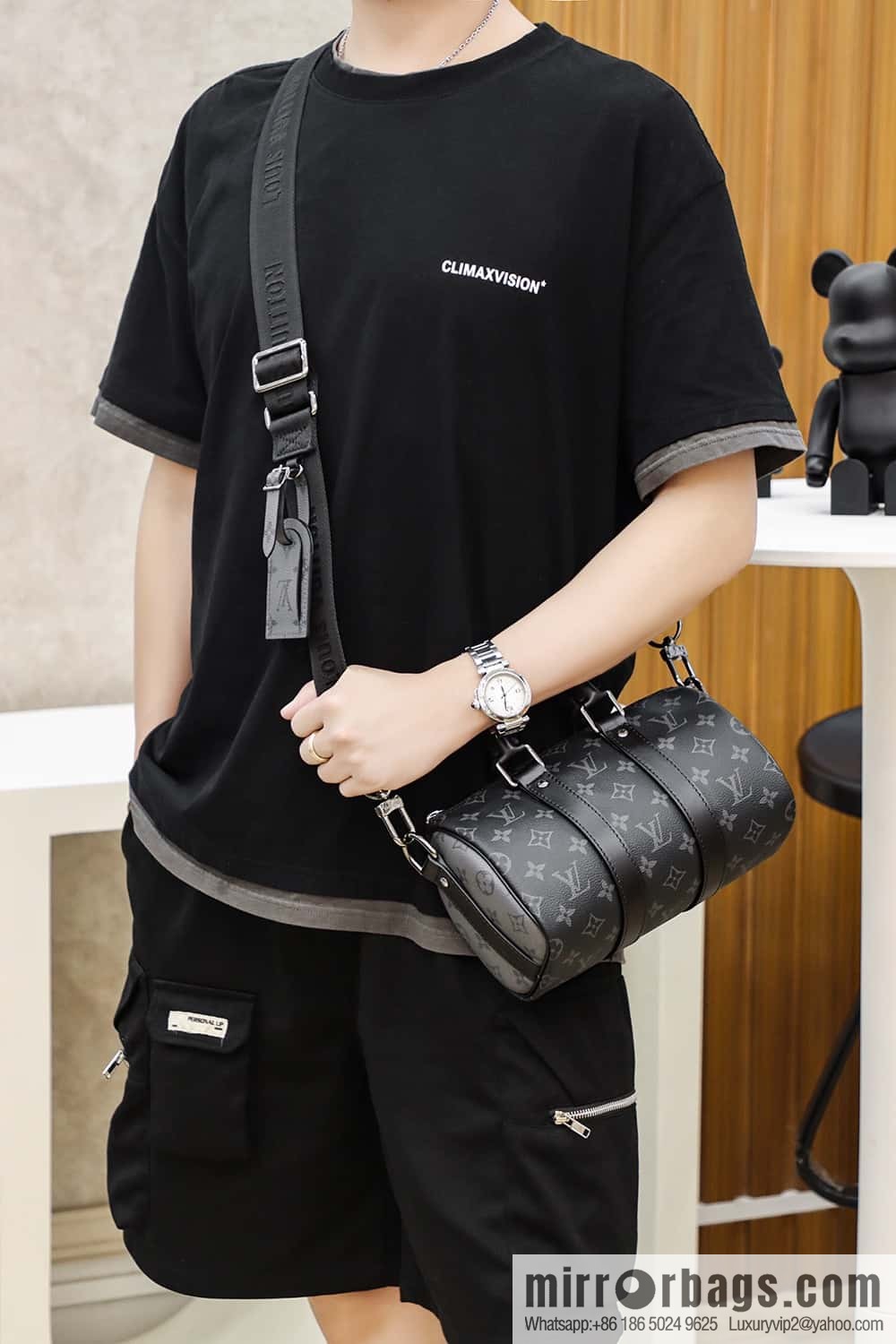 LV M46271 Keepall Bandoulière 25