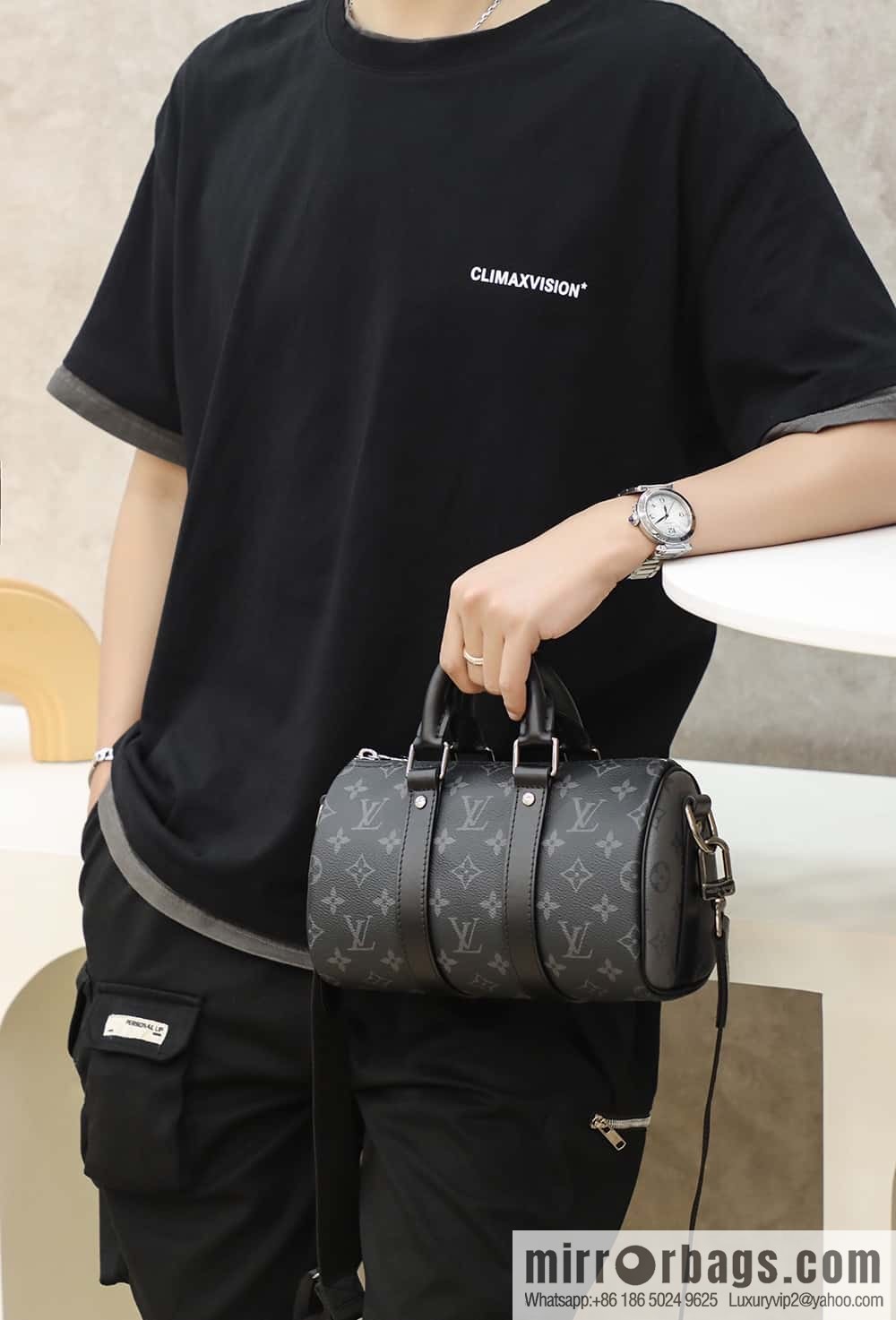 LV M46271 Keepall Bandoulière 25