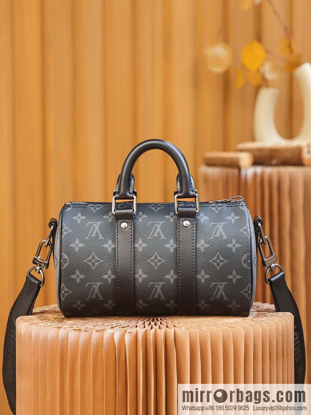 LV M46271 Keepall Bandoulière 25