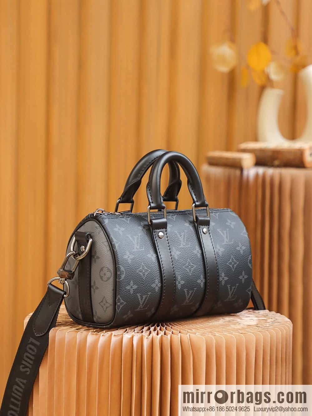 LV M46271 Keepall Bandoulière 25