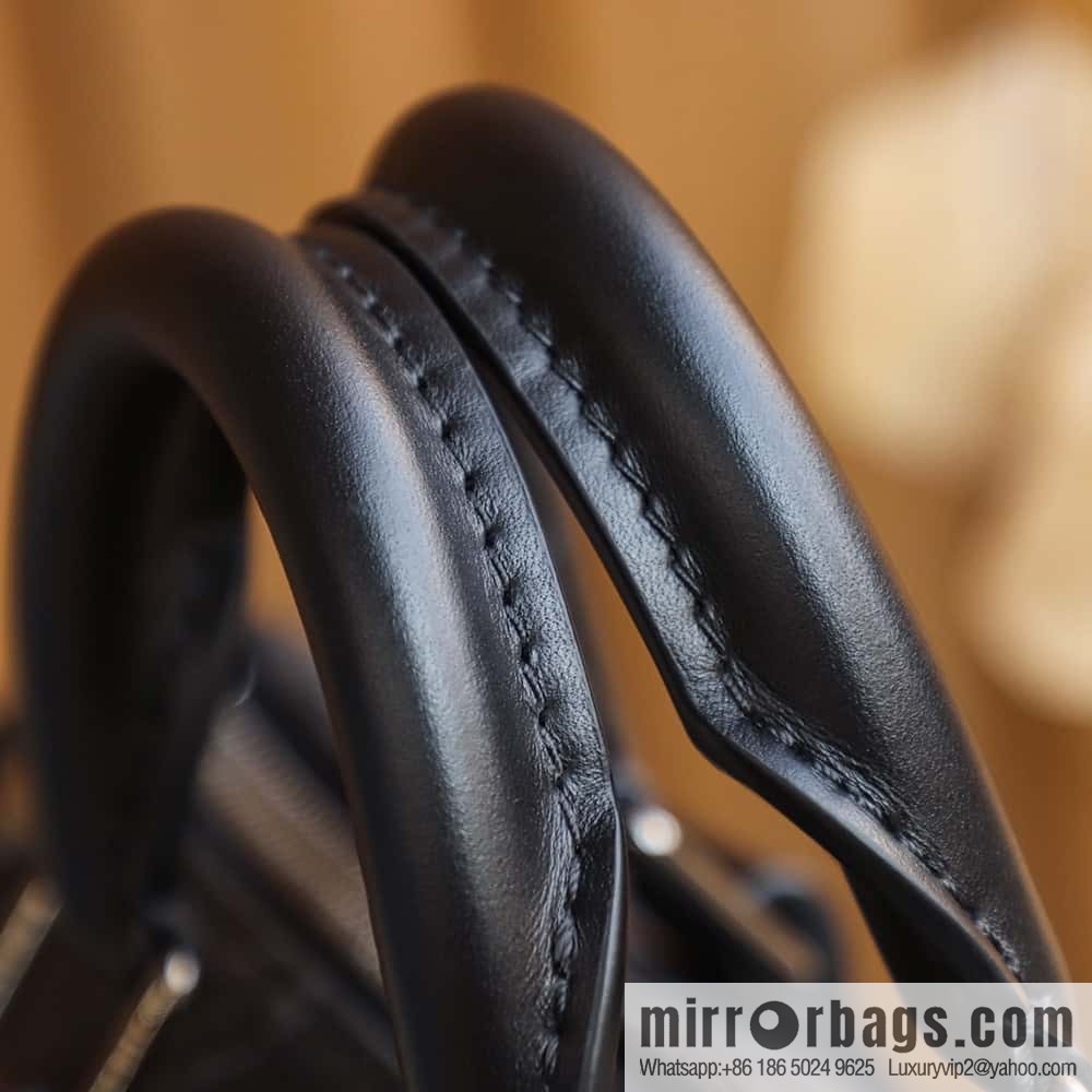 LV M46271 Keepall Bandoulière 25