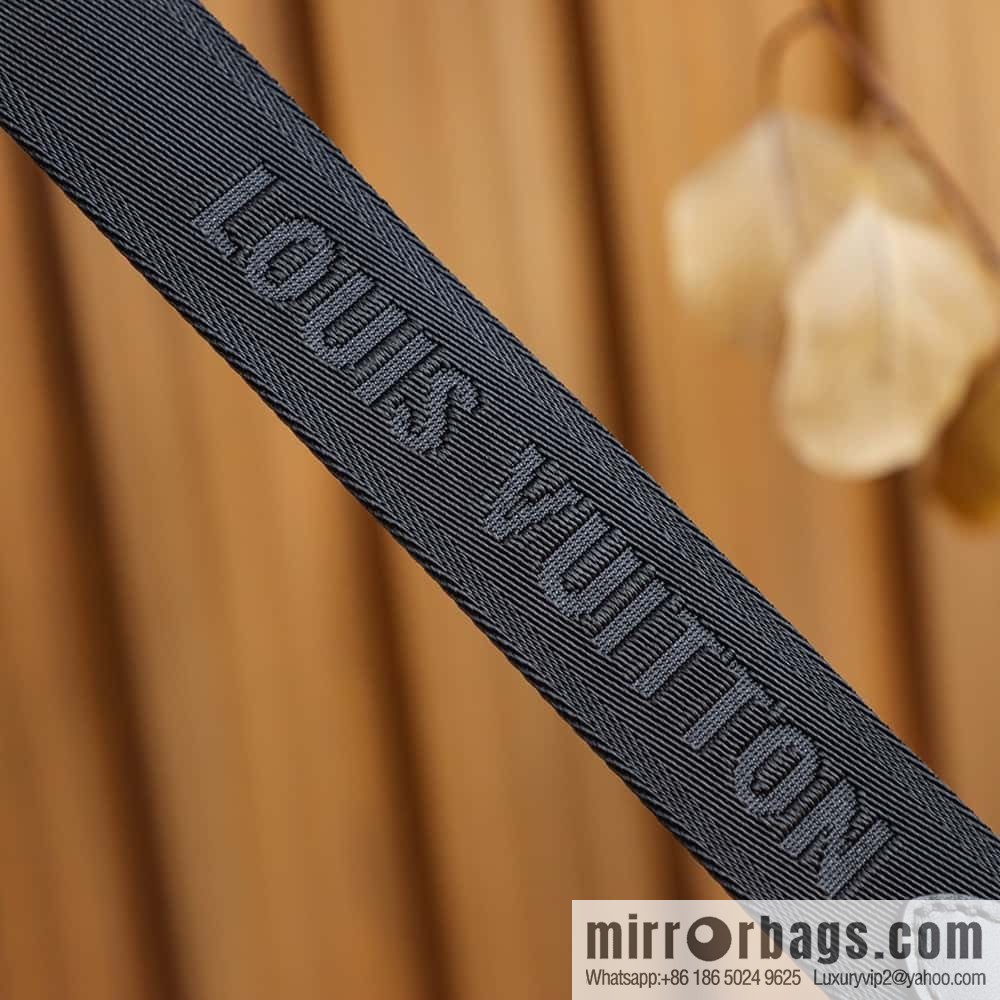 LV M46271 Keepall Bandoulière 25