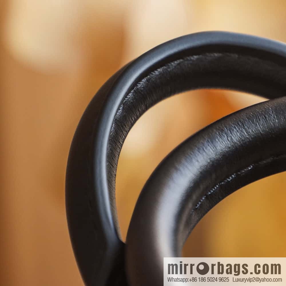 LV M45947 KEEPALL XS