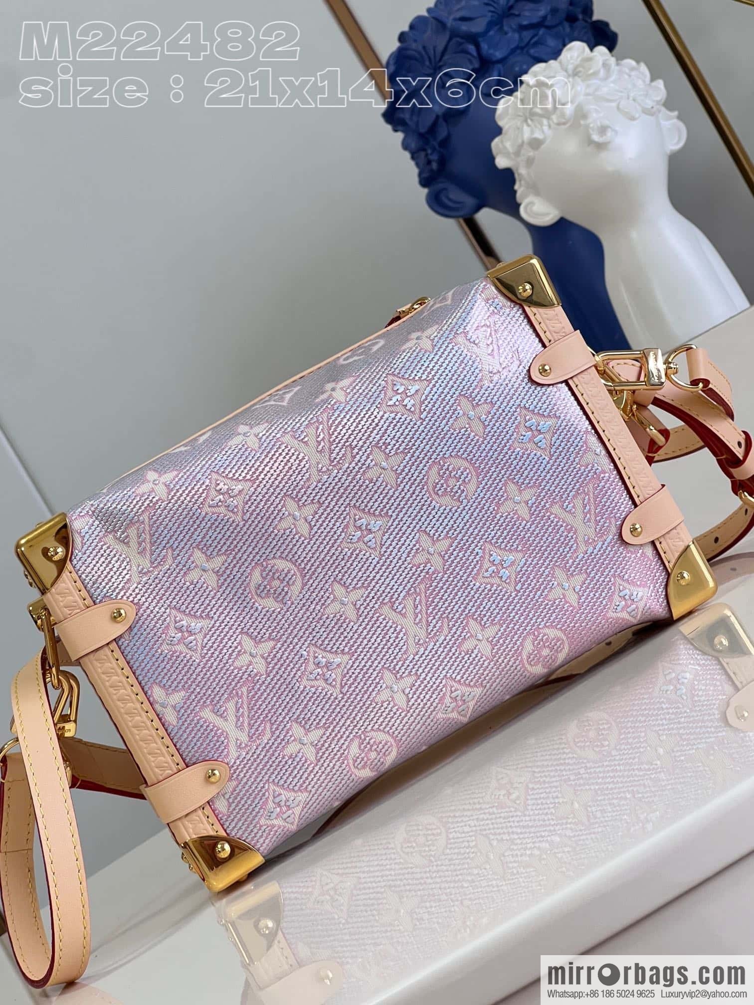LV M22842 Side Trunk