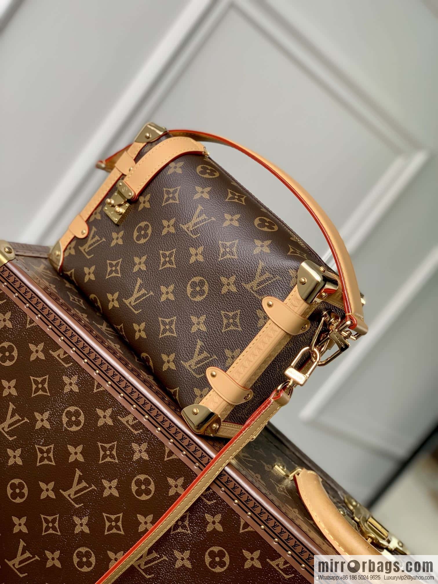 LV M46358 Side Trunk