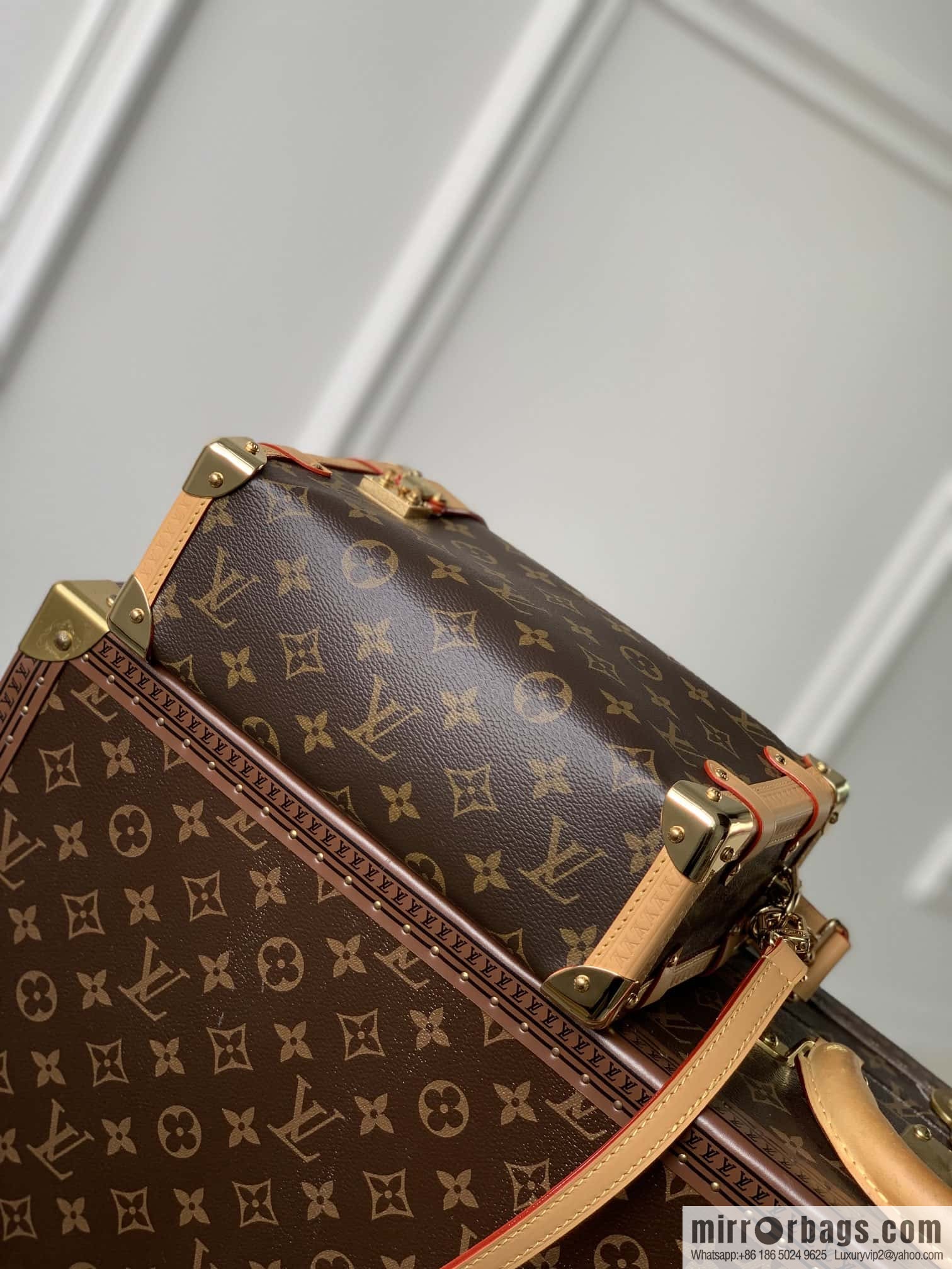 LV M46358 Side Trunk