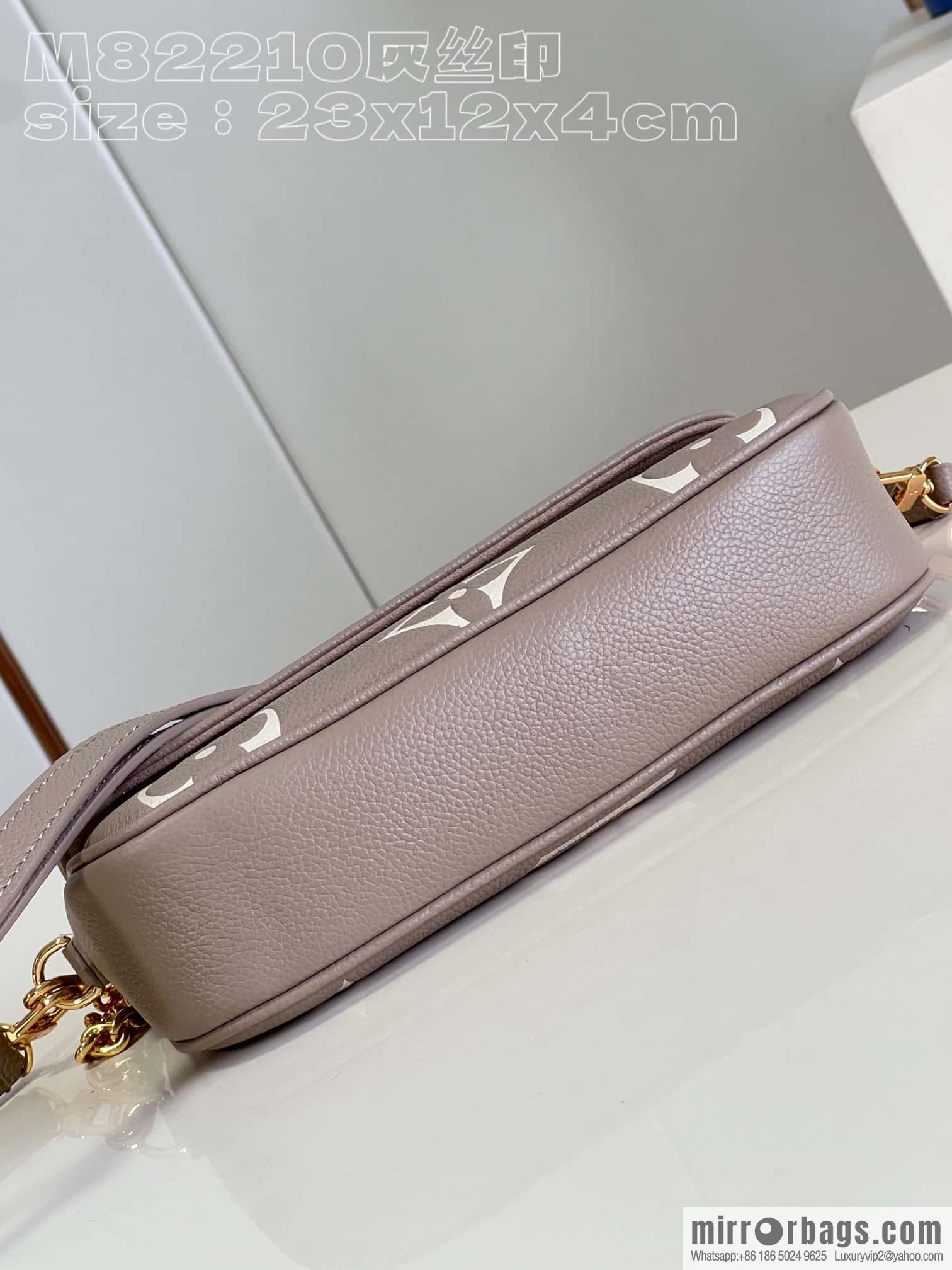 LV M82211 Wallet On Chain Ivy