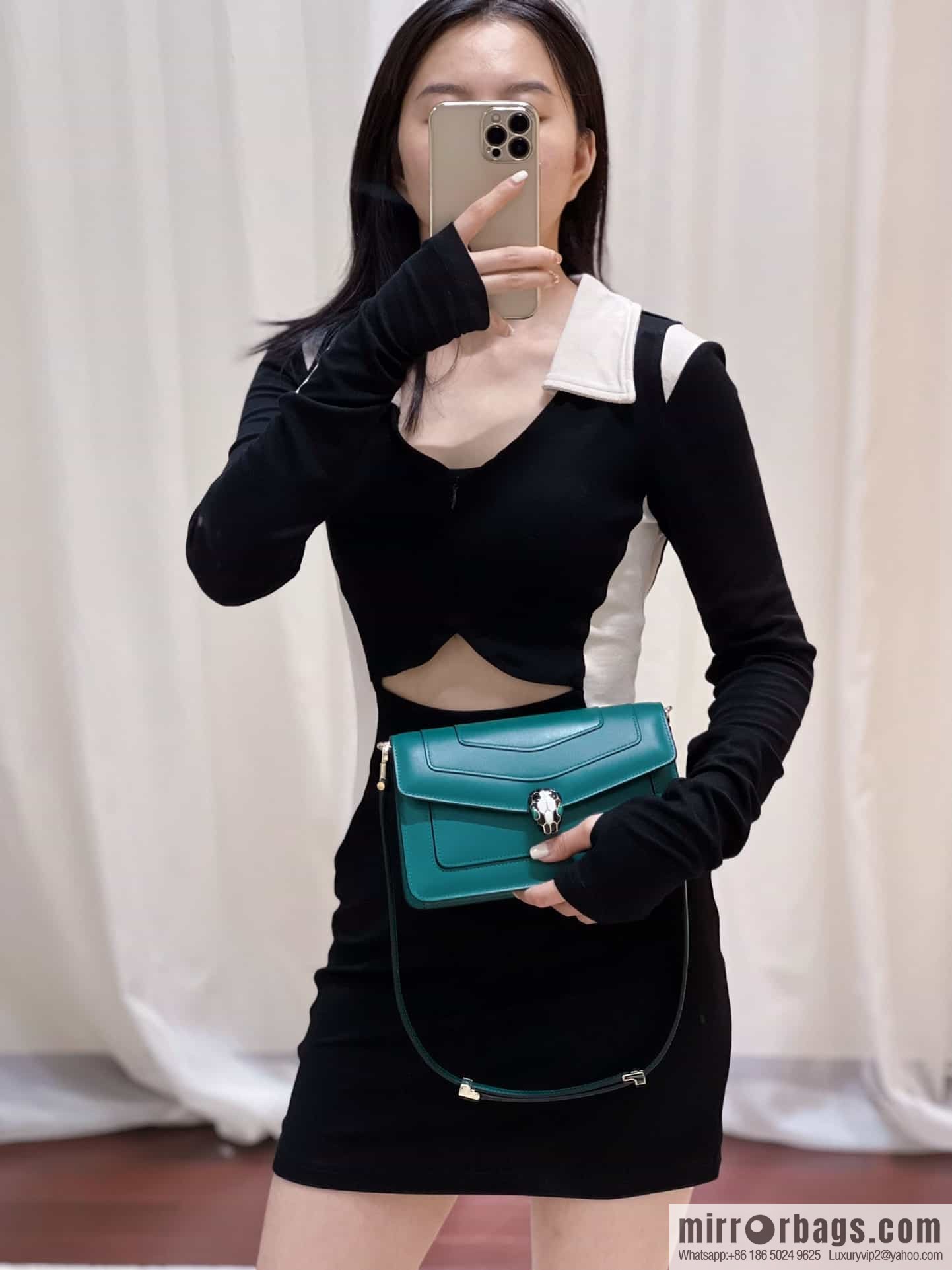 SERPENTI FOREVER EAST-WEST series small shoulder bag Model: 292104