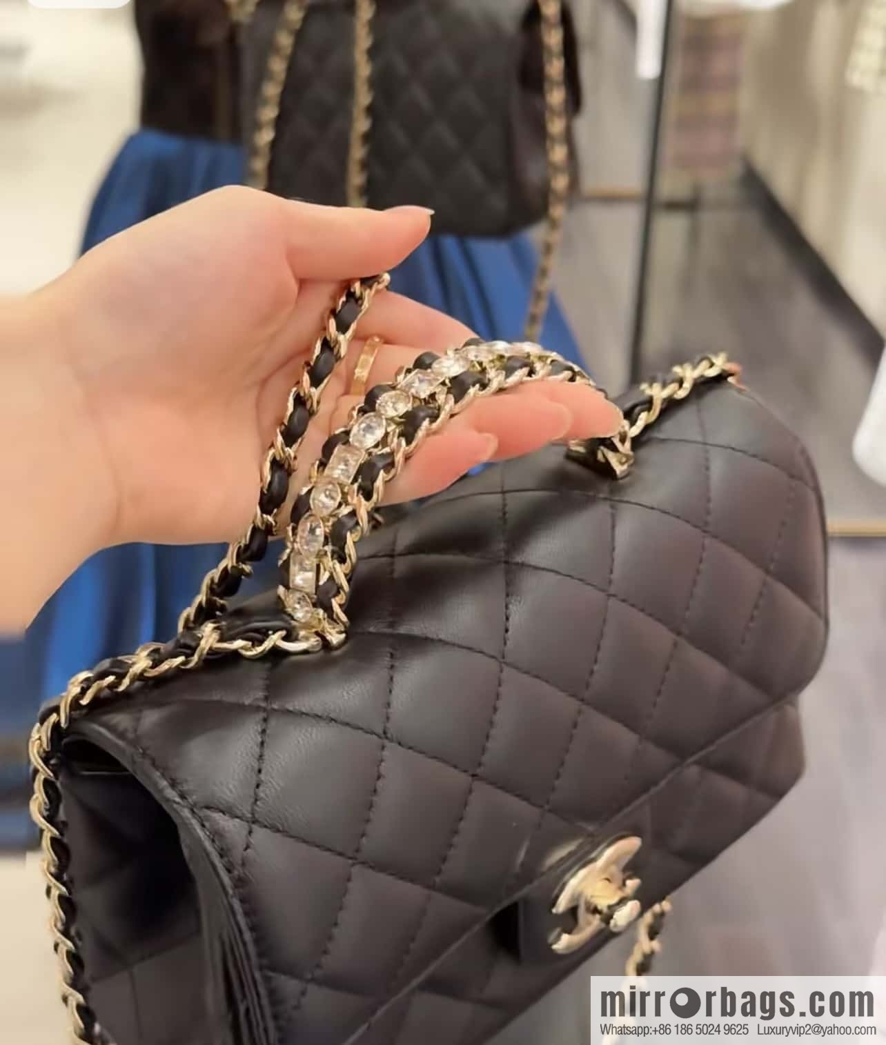 CHANEL 23A rhinestone handle cf small black AS4140