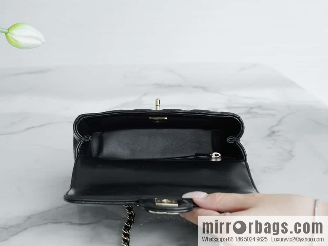 CHANEL 23A rhinestone handle cf small black AS4140