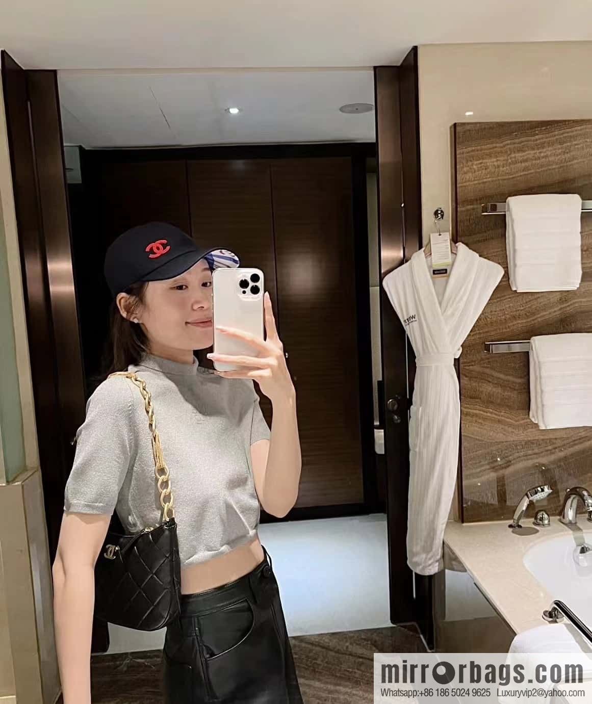 CHANEL 23A Premium Handicraft Workshop Series hobo armpit bag AS4220 black