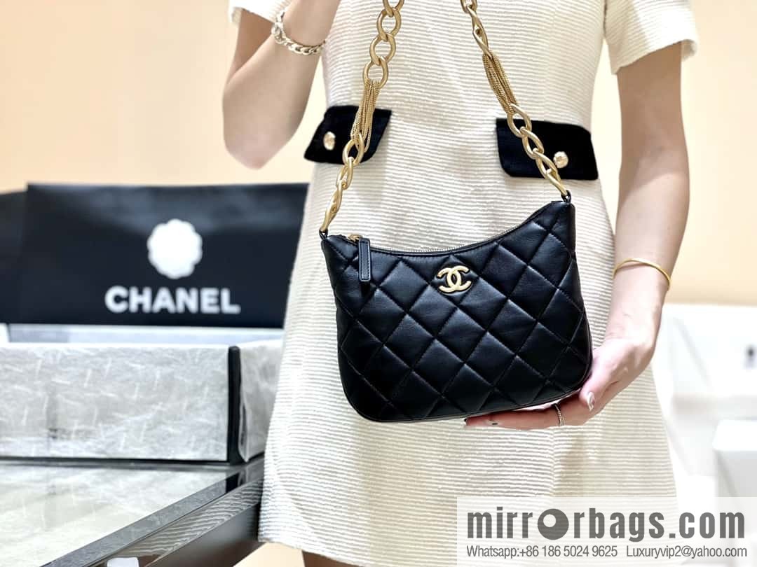 CHANEL 23A Premium Handicraft Workshop Series hobo armpit bag AS4220 black