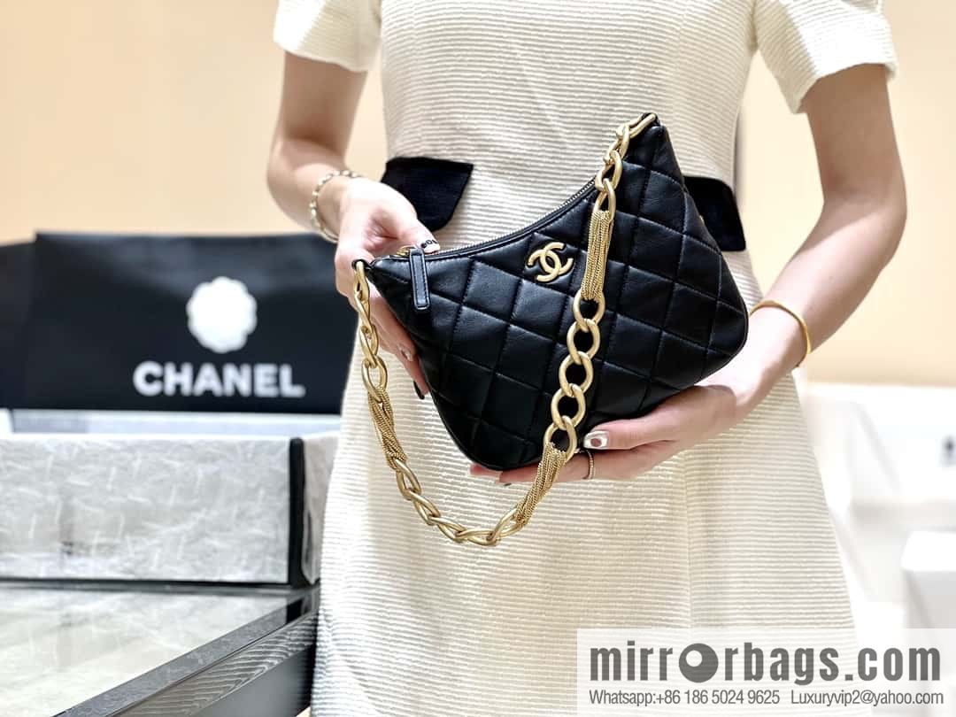CHANEL 23A Premium Handicraft Workshop Series hobo armpit bag AS4220 black