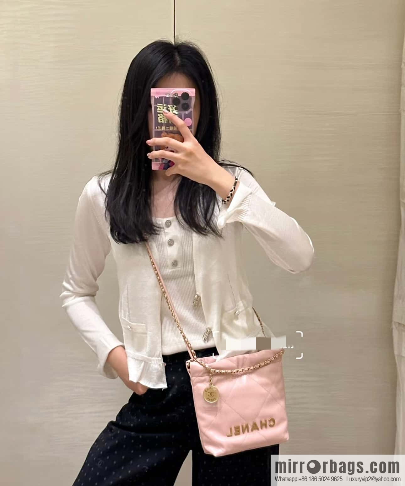 CHANEL 23S spring and summer series mini 22 bags AS3980 pink/gold buckle