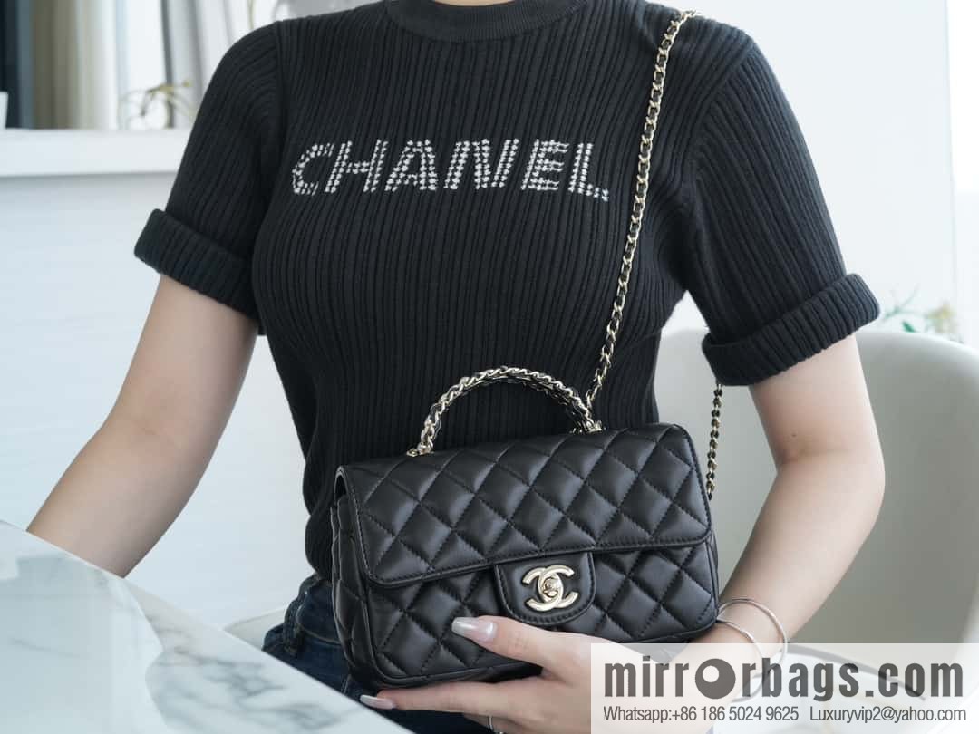CHANEL 23A rhinestone handle cf medium black AS4141