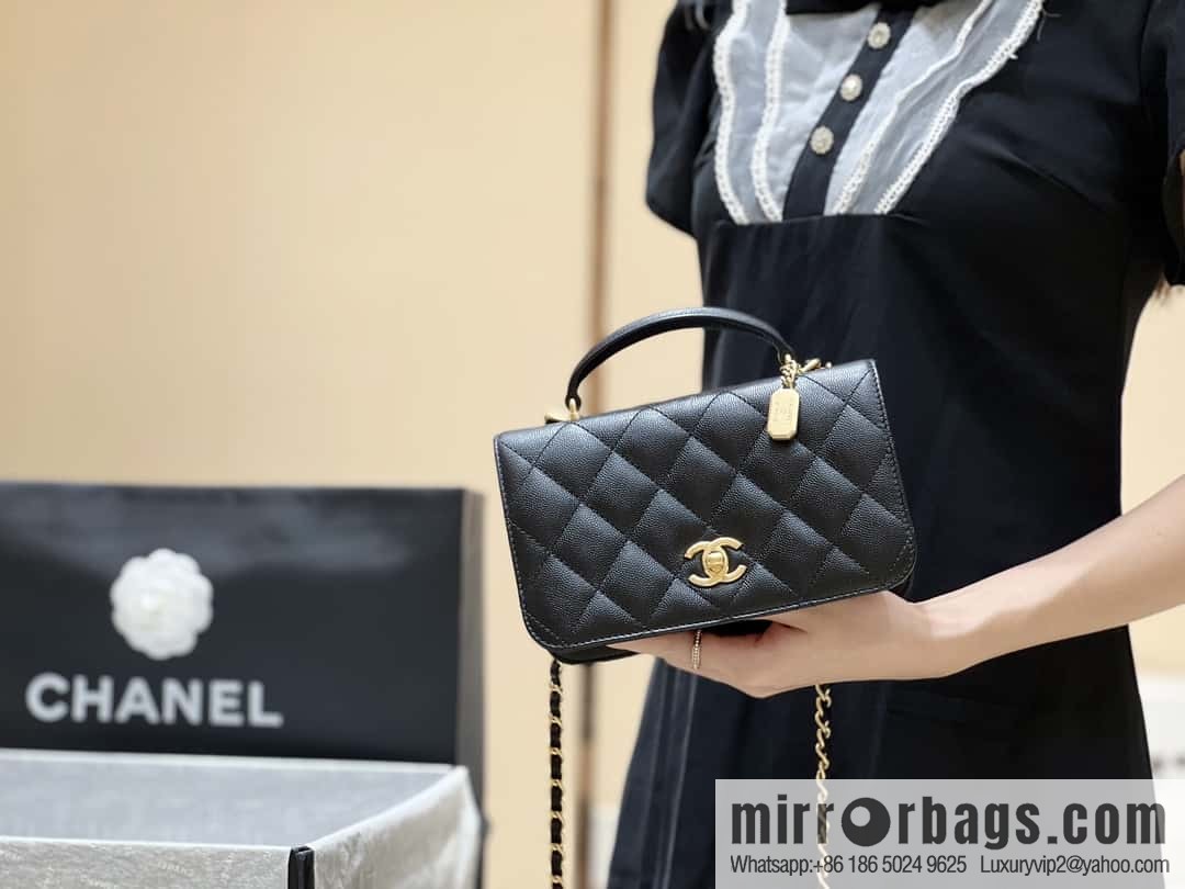 CHANEL 23B autumn and winter trailer series, hidden lychee leather organ bag AS4284