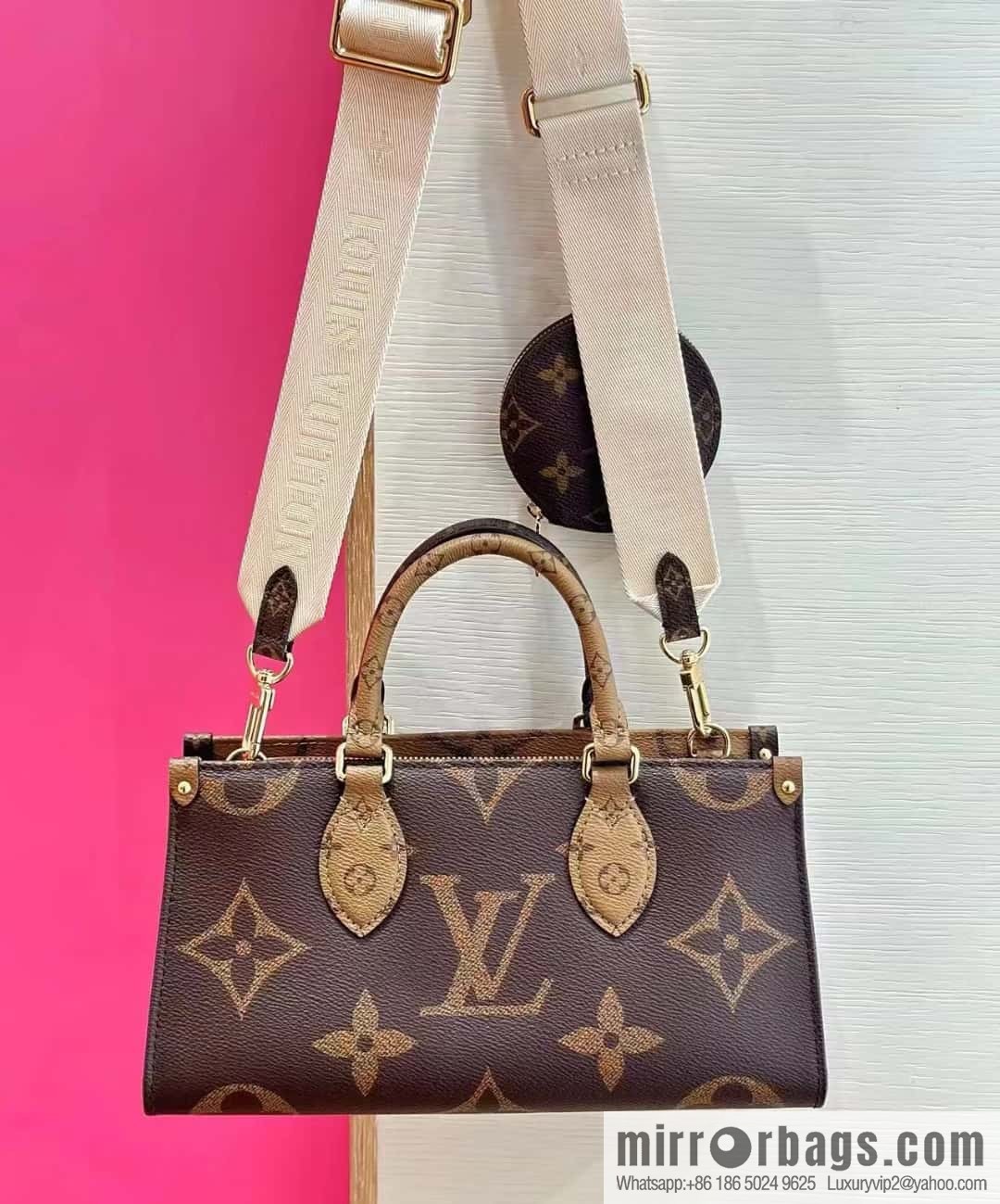 LV M46653 OnTheGo East West