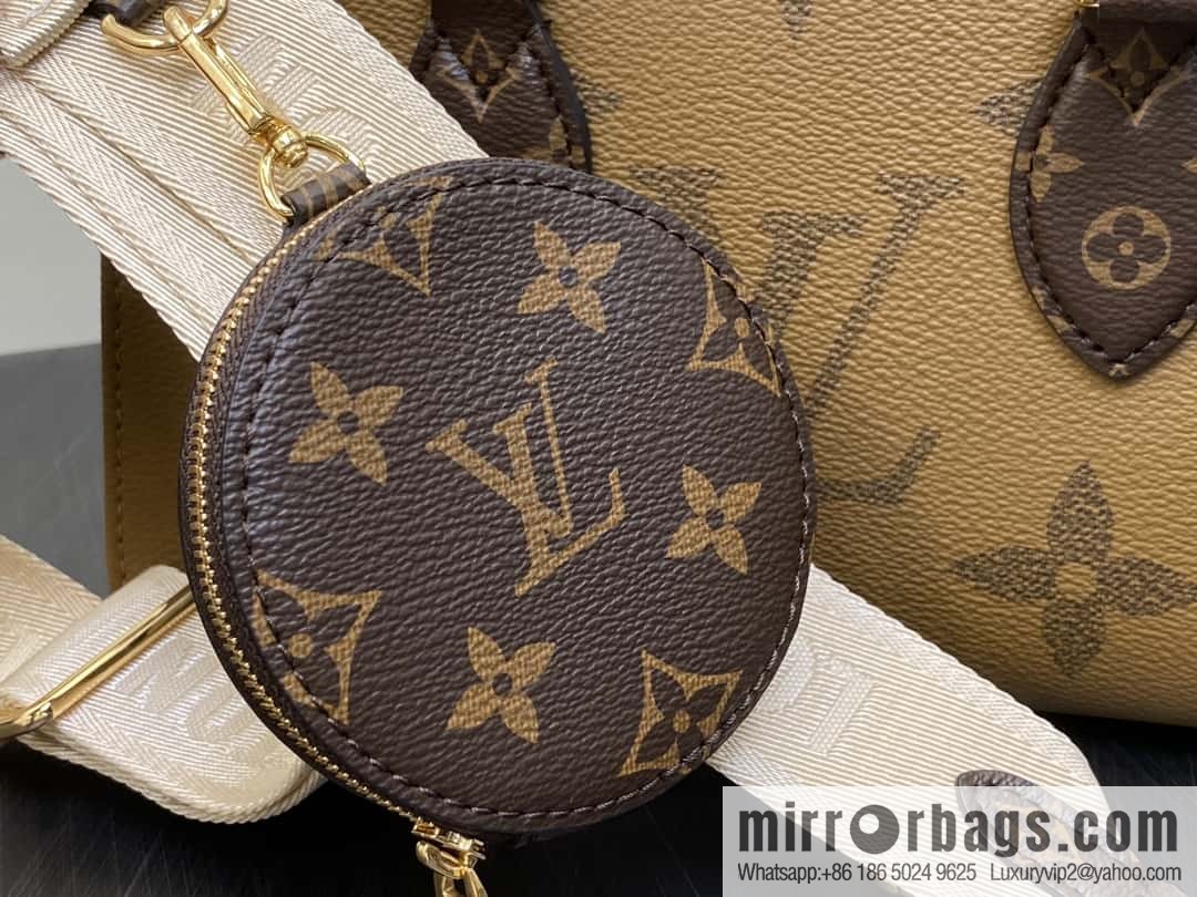 LV M46653 OnTheGo East West