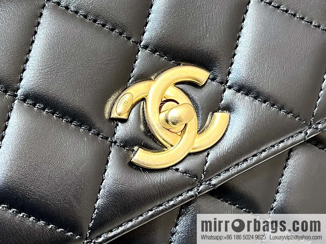 CHANEL 23P spring and summer trailer series 23P small flap bag AS3886