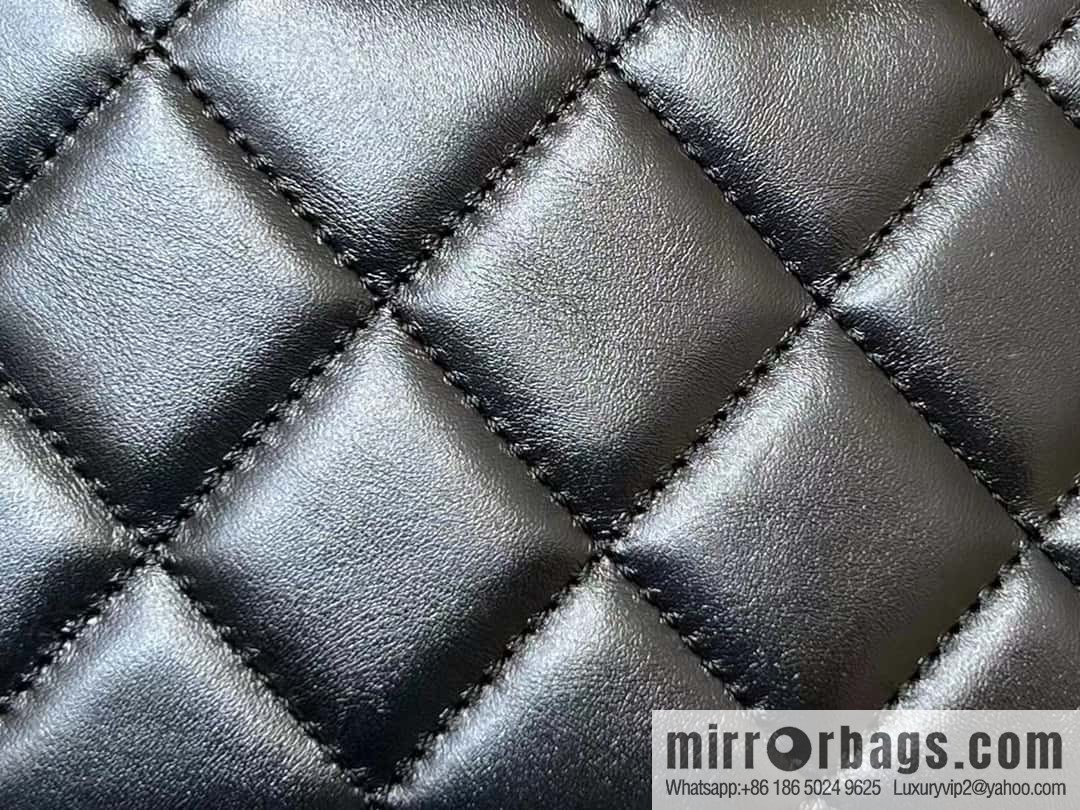 CHANEL 23P spring and summer trailer series 23P small flap bag AS3886