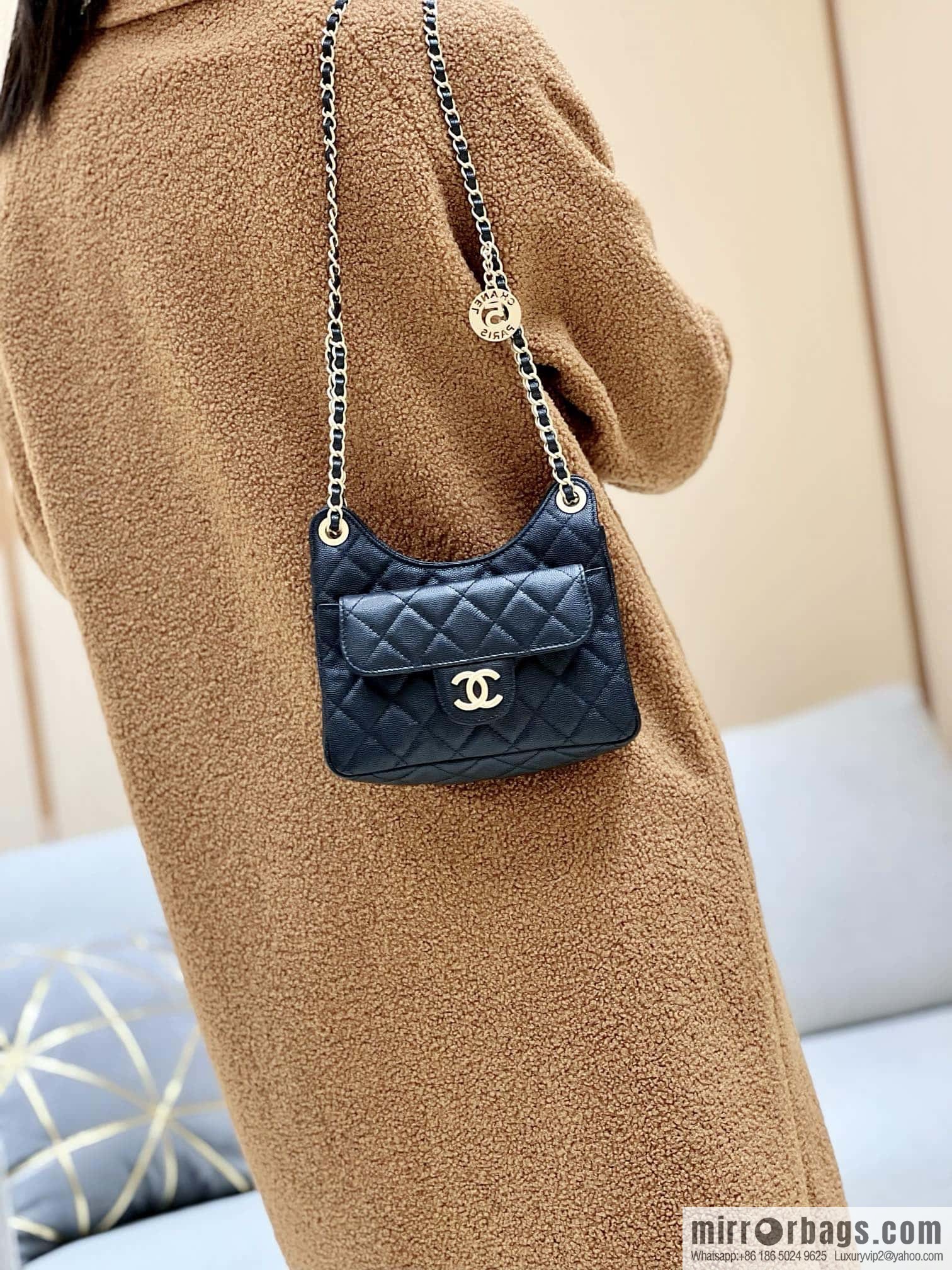 CHANEL 23P new hobo Tmall Genie bag AS3710