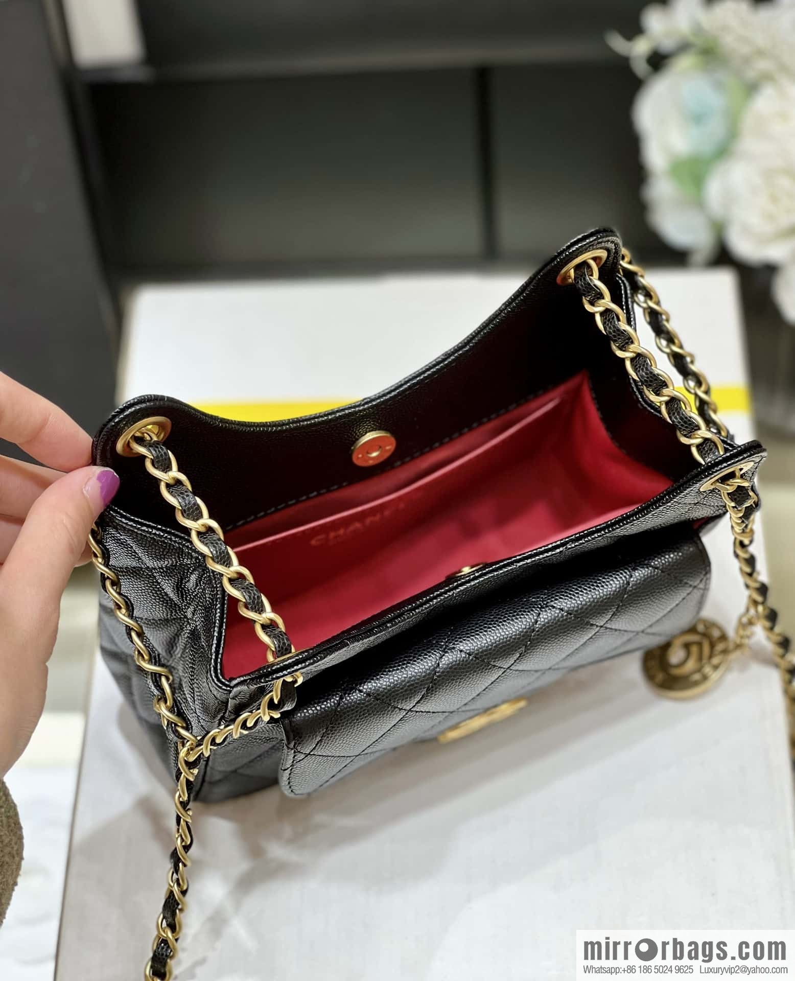 CHANEL 23P new hobo Tmall Genie bag AS3710