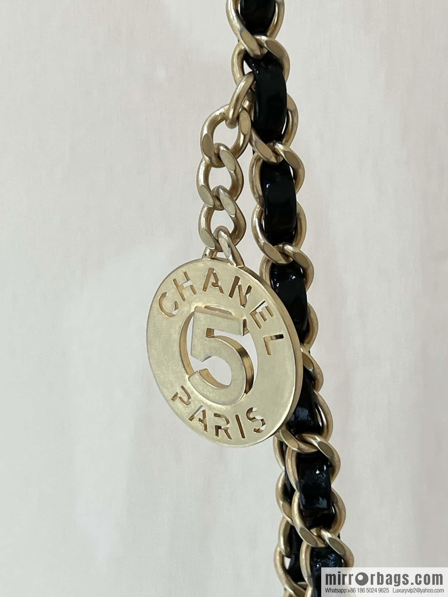 CHANEL 23C early spring vacation new No. 5 gold coin tag hobo hippie bag AS3710