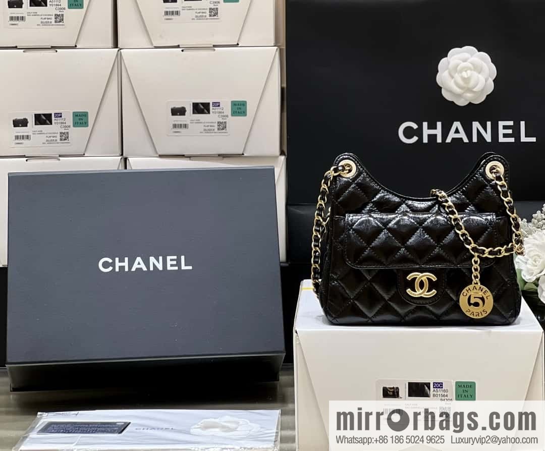 CHANEL 23C early spring vacation new No. 5 gold coin tag hobo hippie bag AS3710