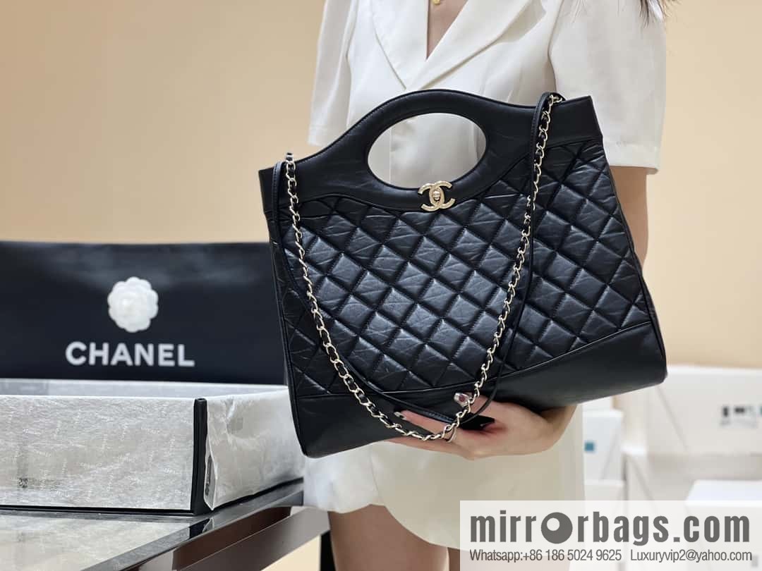 CHANEL 23A Superior Handicraft Series 31bag Large AS1010 black