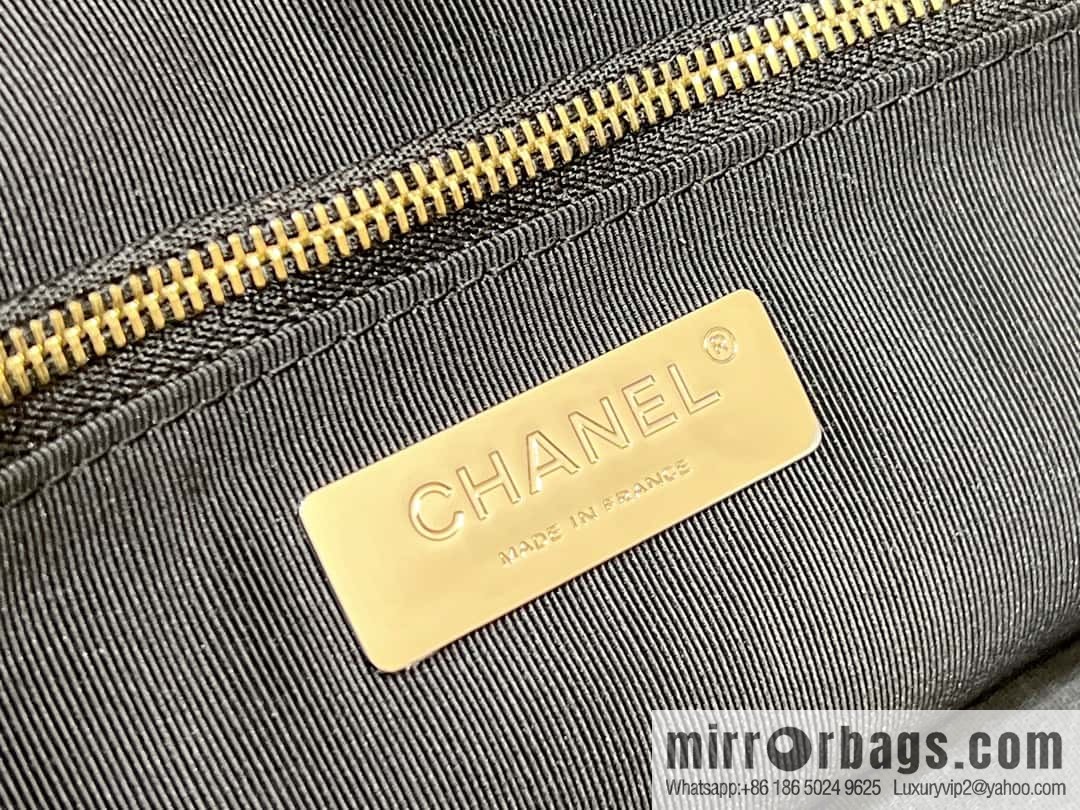 CHANEL 23A Superior Handicraft Series 31bag Large AS1010 black