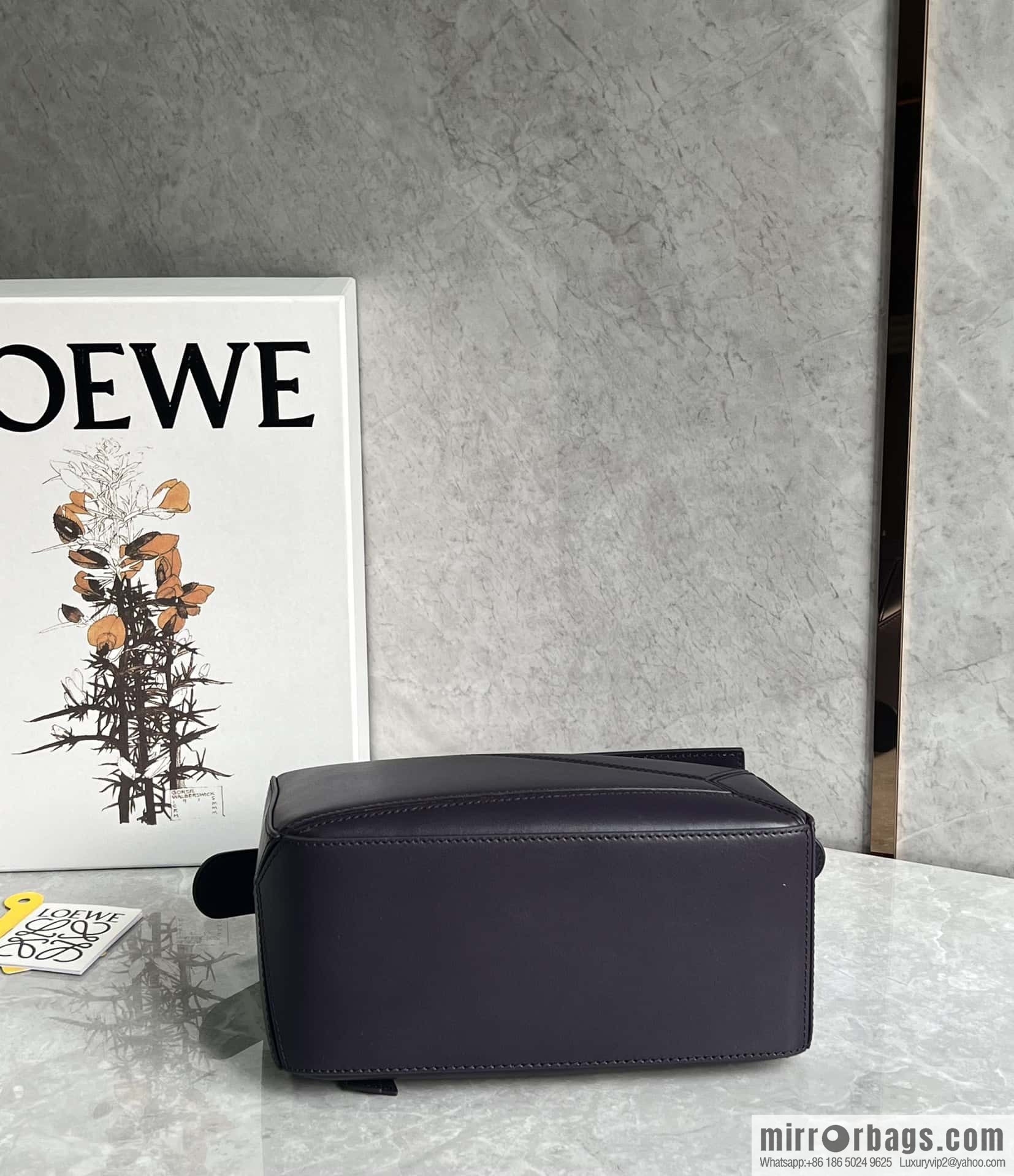LOEWE Puzzle 24CM bag leather small geometric bag 0189 purple