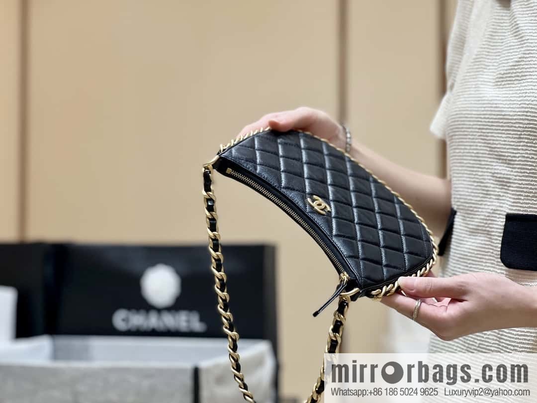 CHANEL 23B autumn and winter trailer series hobo armpit bag AS4378