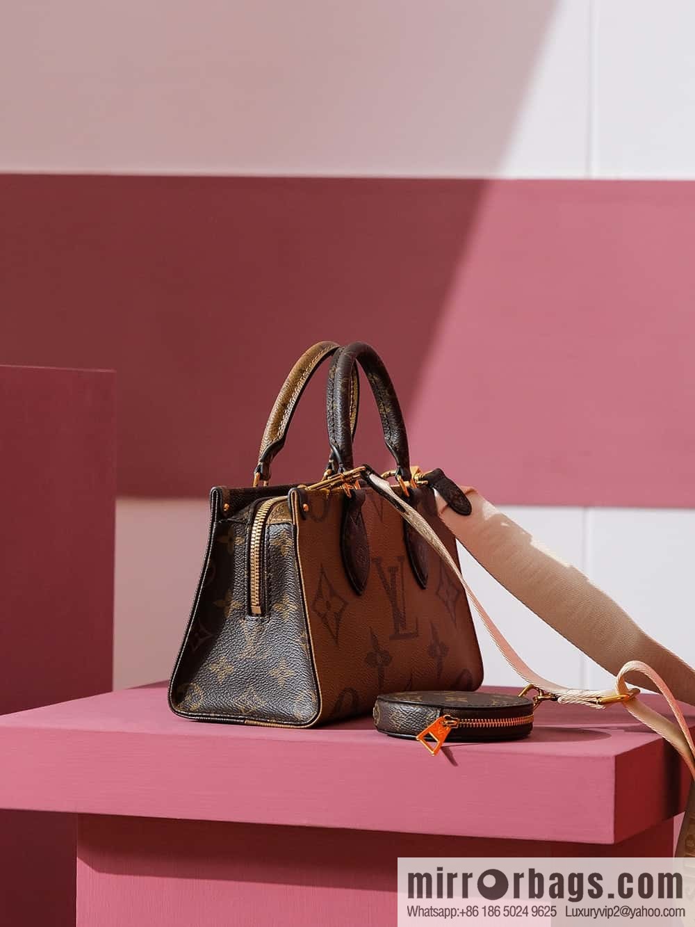 LV OnTheGo East West M46653