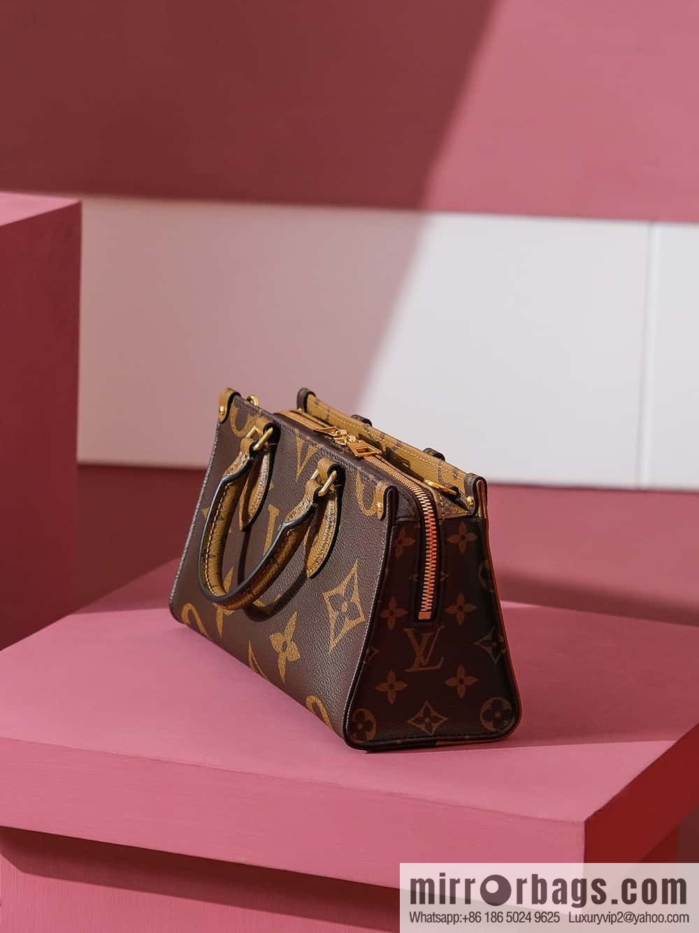 LV OnTheGo East West M46653