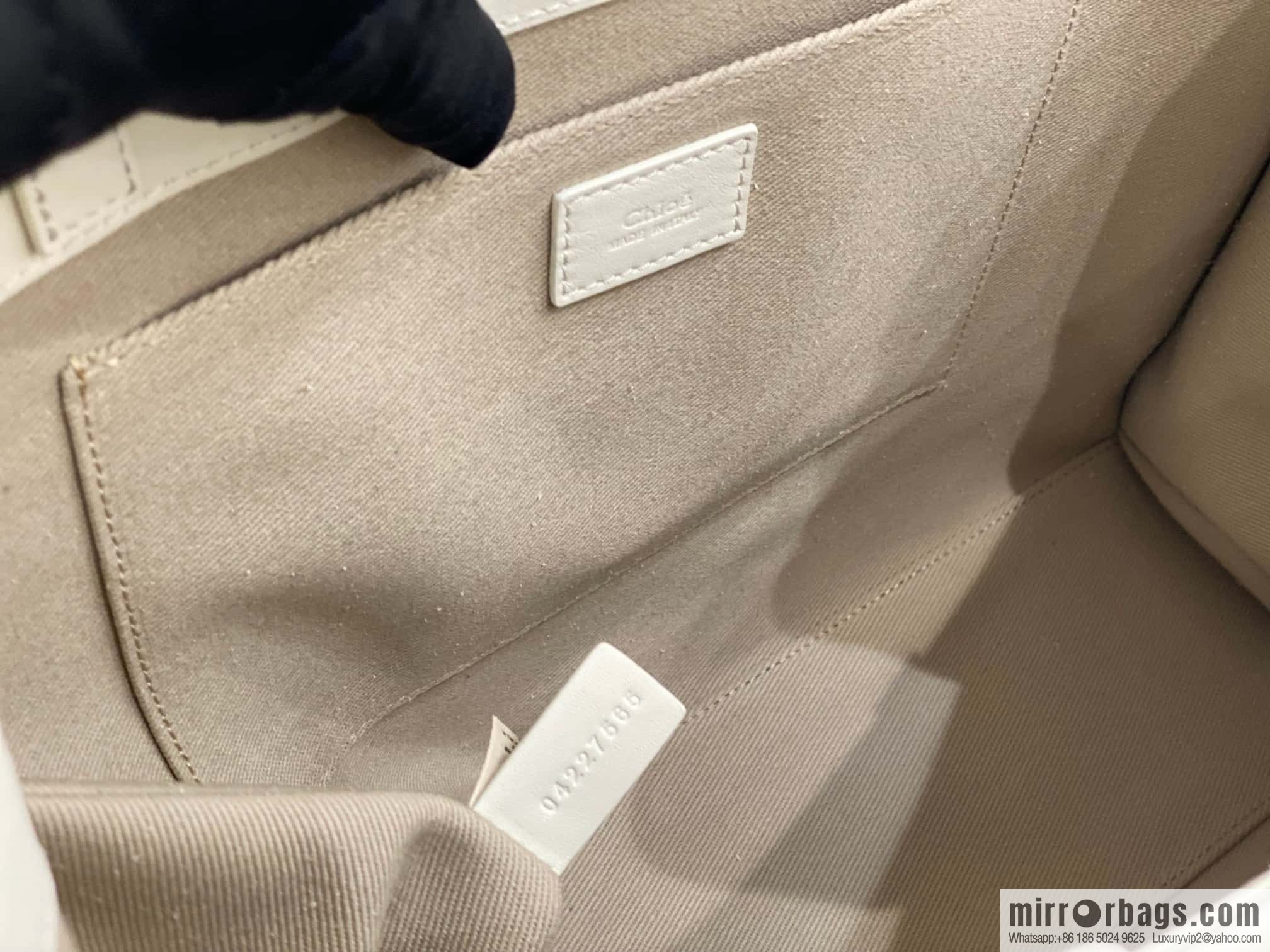 Chloe Woody Full Pitot Bag, White Large 45CM