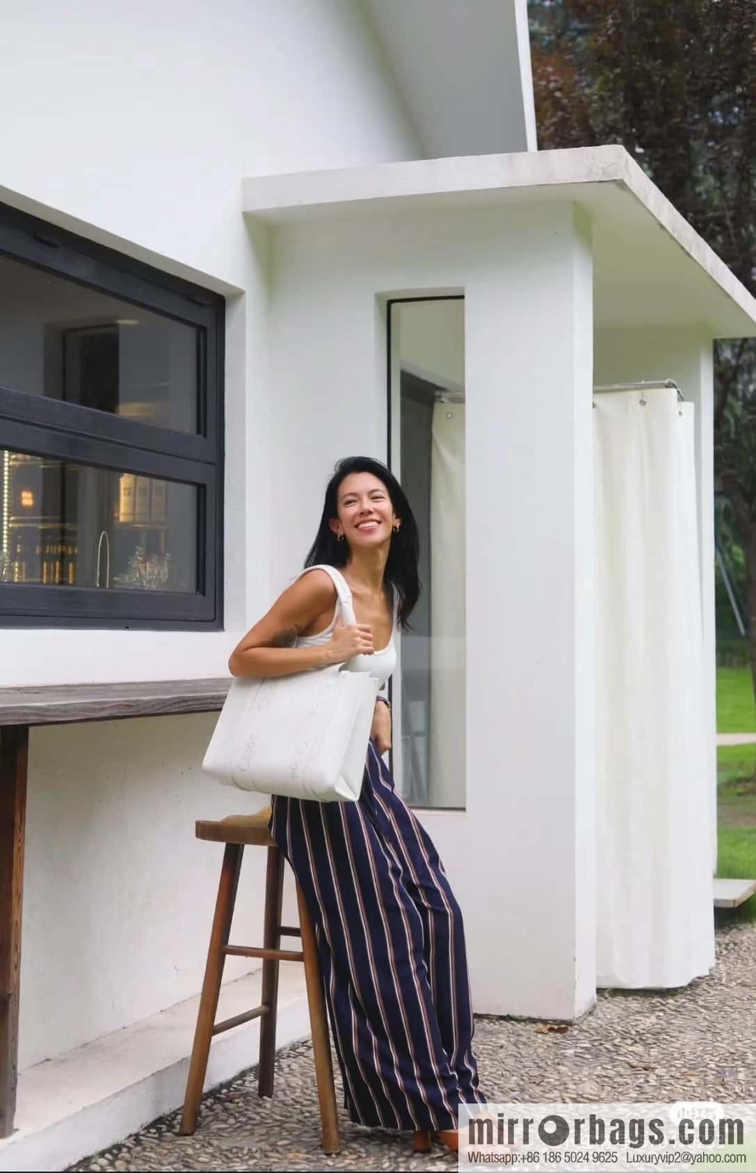 Chloe Woody Full Pitot Bag, White Medium 37CM