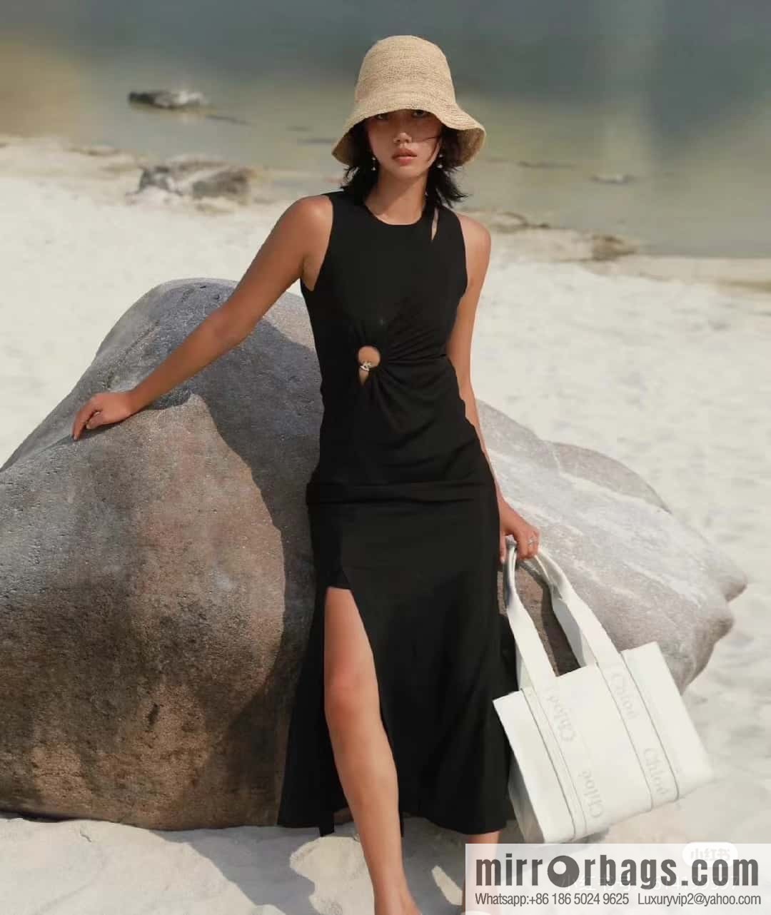 Chloe Woody Full Pitot Bag, White Medium 37CM