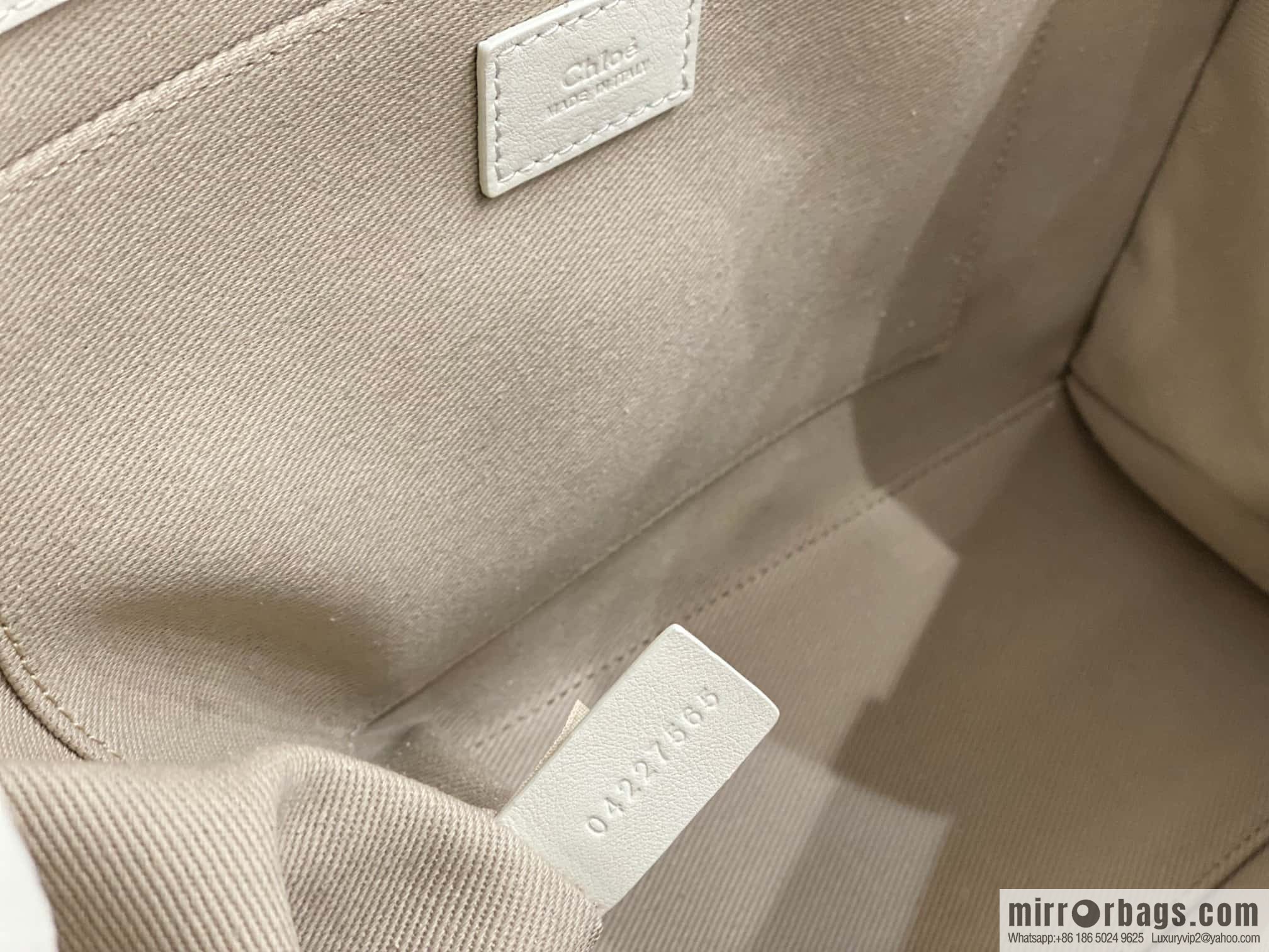 Chloe Woody Full Pitot Bag, White Medium 37CM