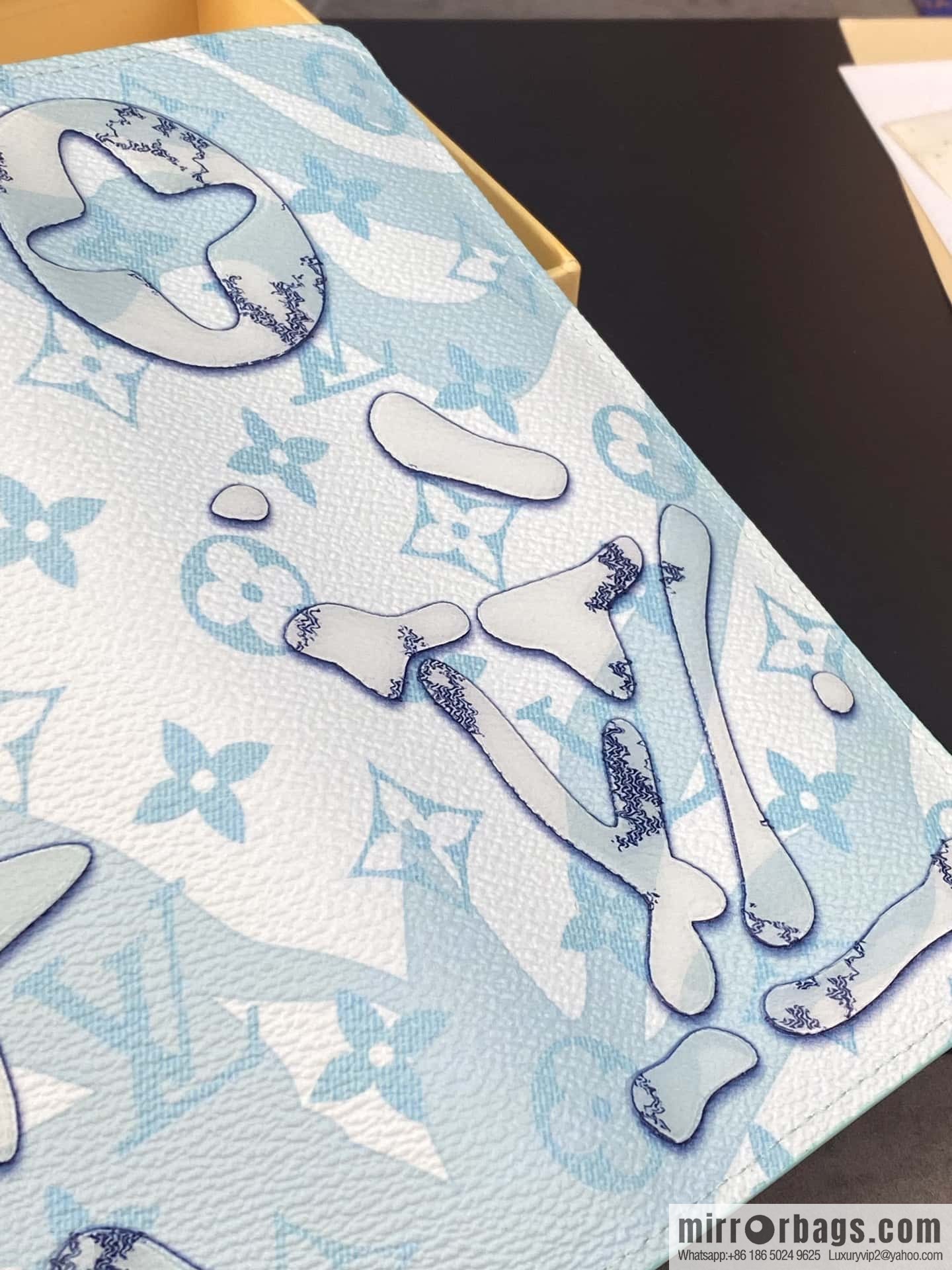 LV M82306 Brazza Wallet