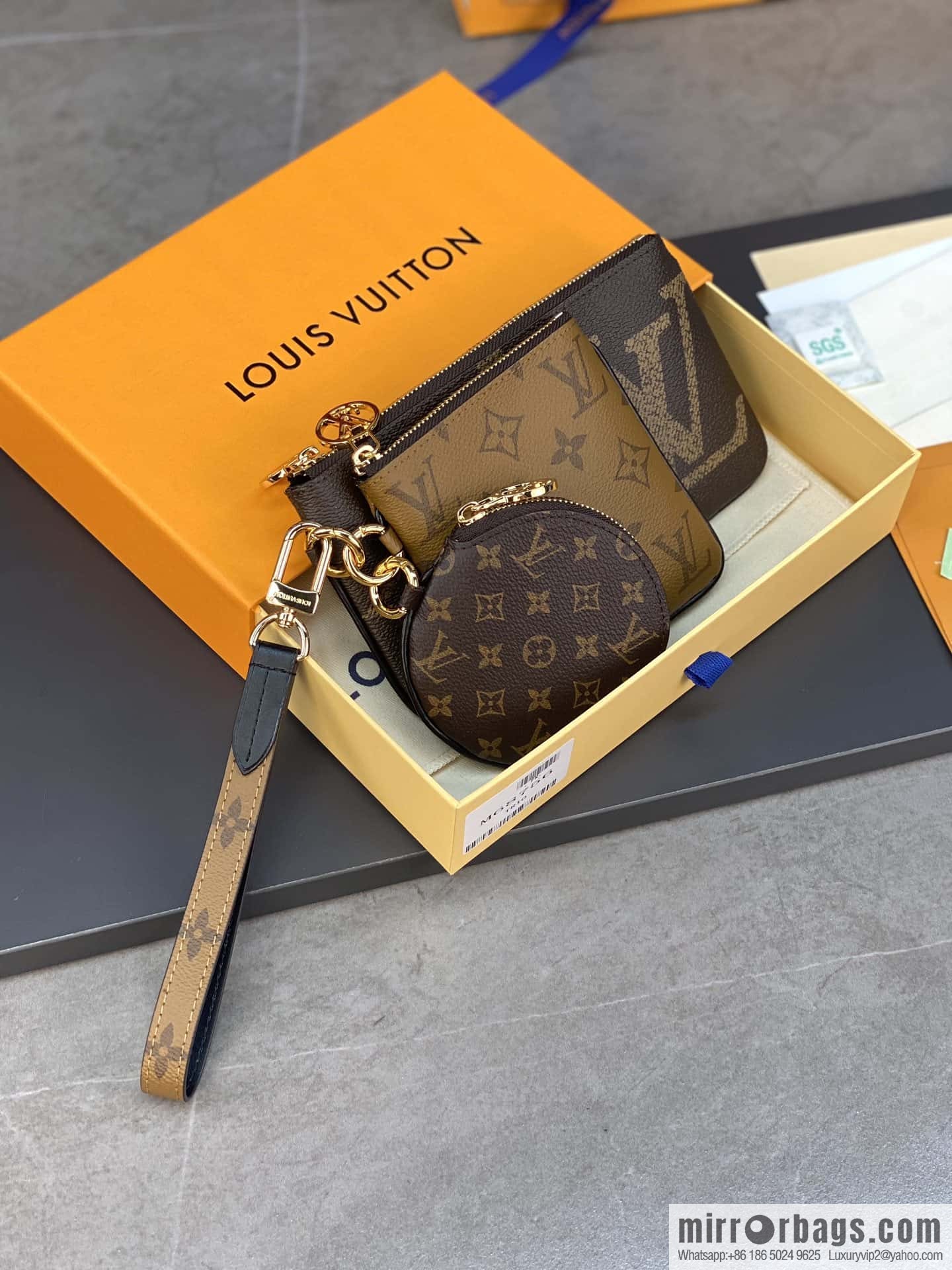 LV M68756 Trio Pouch
