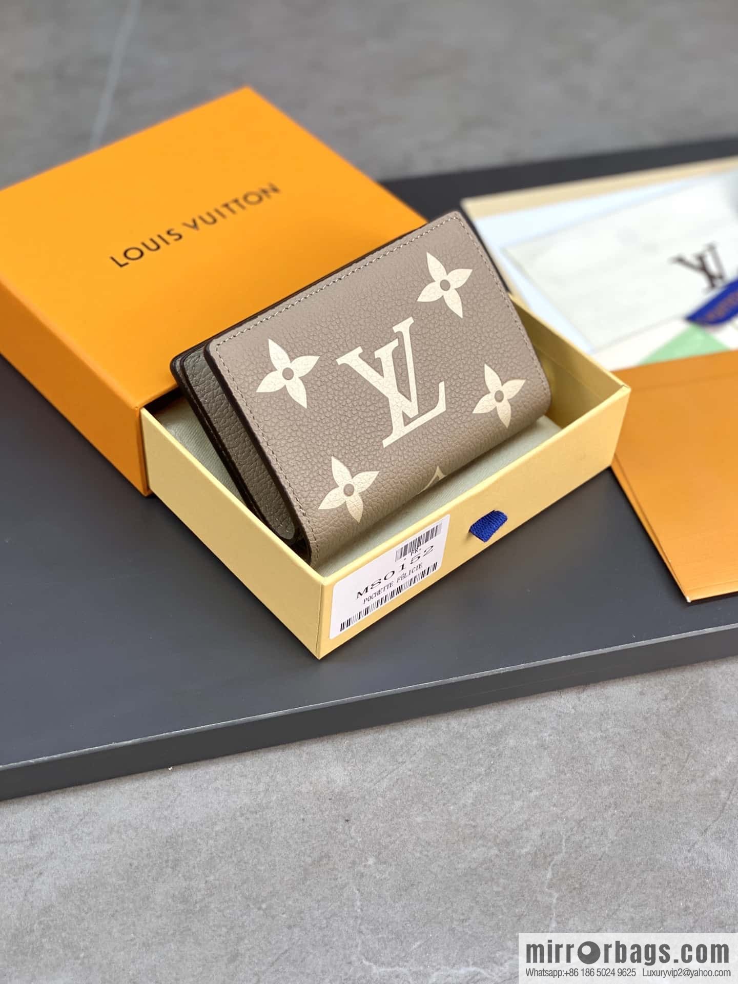 LV M82370 Cléa Wallet