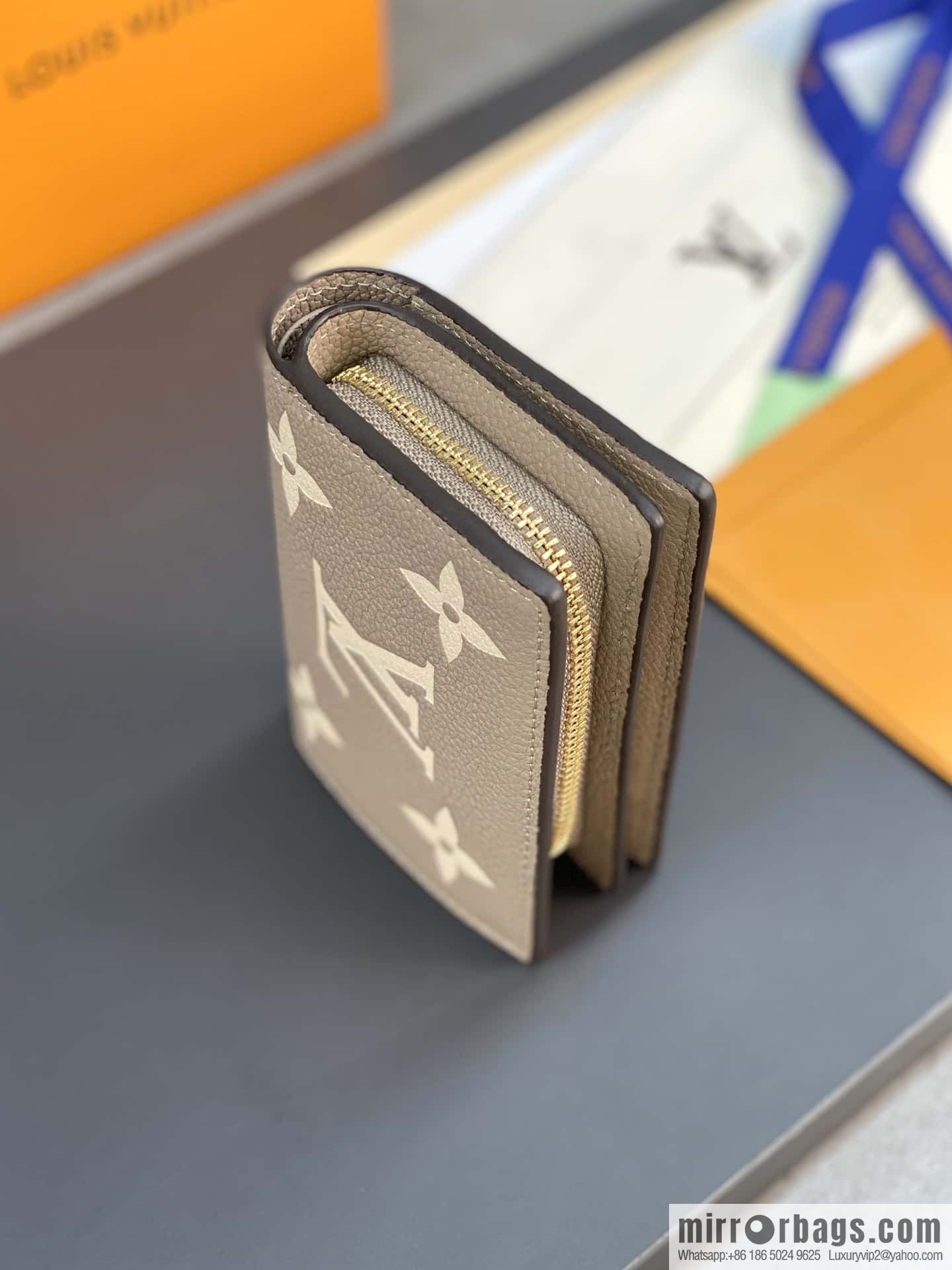 LV M82370 Cléa Wallet
